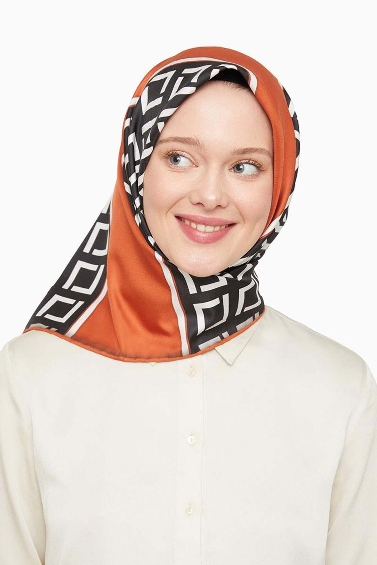 روسری چند رنگ Twill Trend اورجینال Levidor