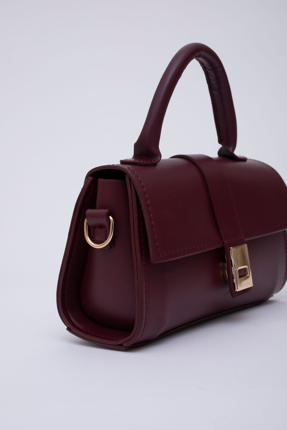 https://cdn.dsmcdn.com/ty1232/product/media/images/prod/SPM/PIM/20240329/14/04ff7a61-e021-3fad-867e-ccbf7e6439ee/1_org_zoom.jpg