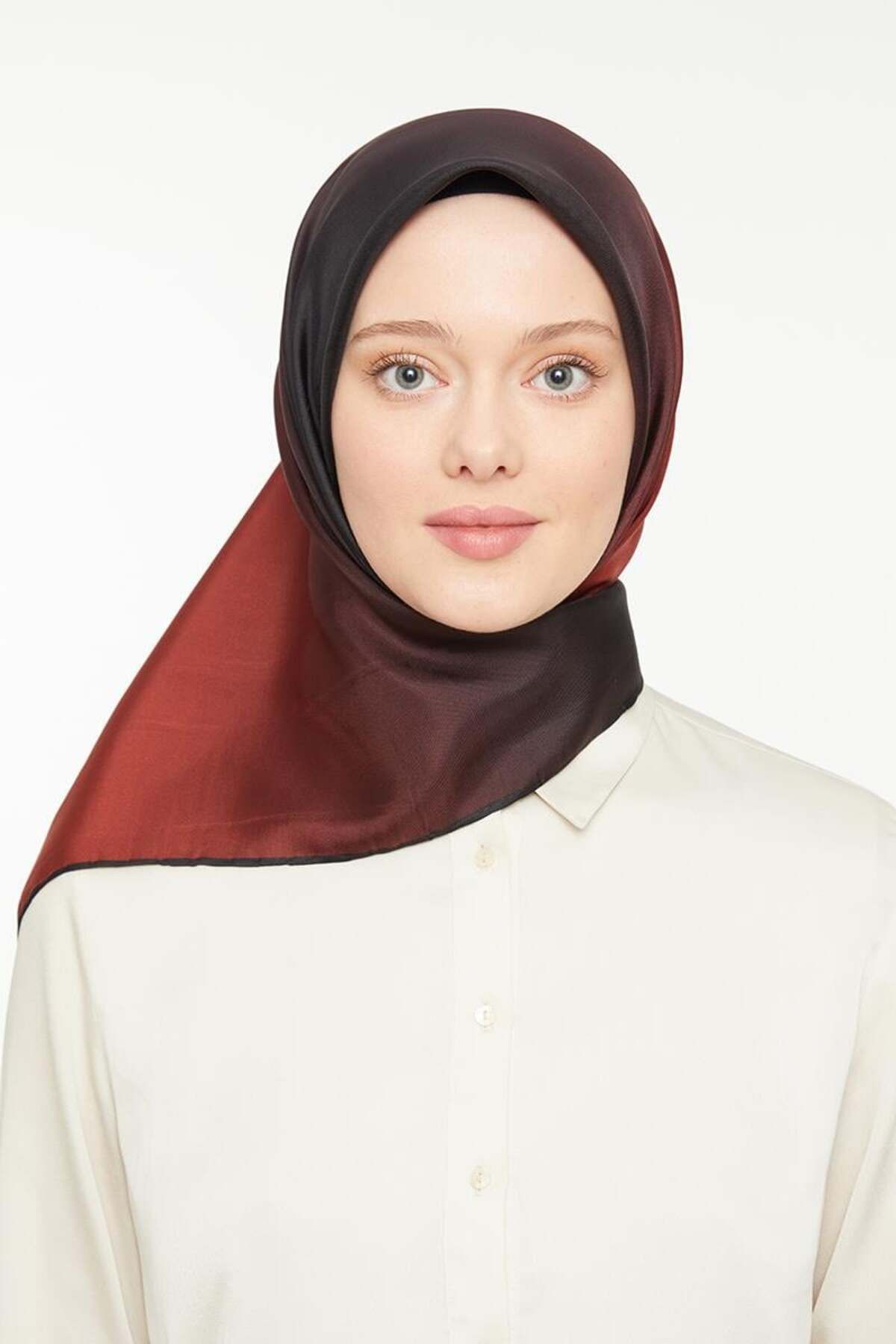 روسری چند رنگ IPEK خالص Taba Twill Levidor