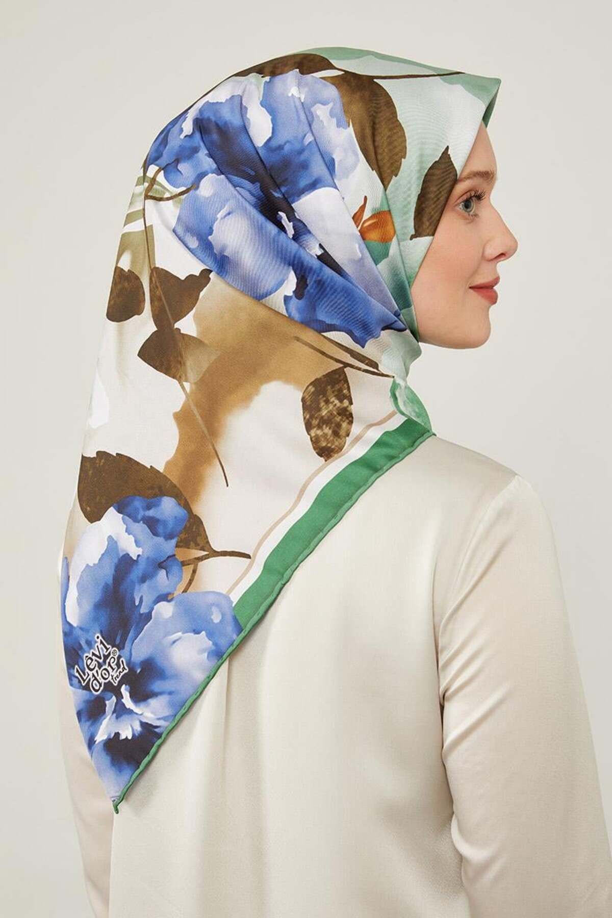 روسری سبز Twill Trend الگوی گل Levidor