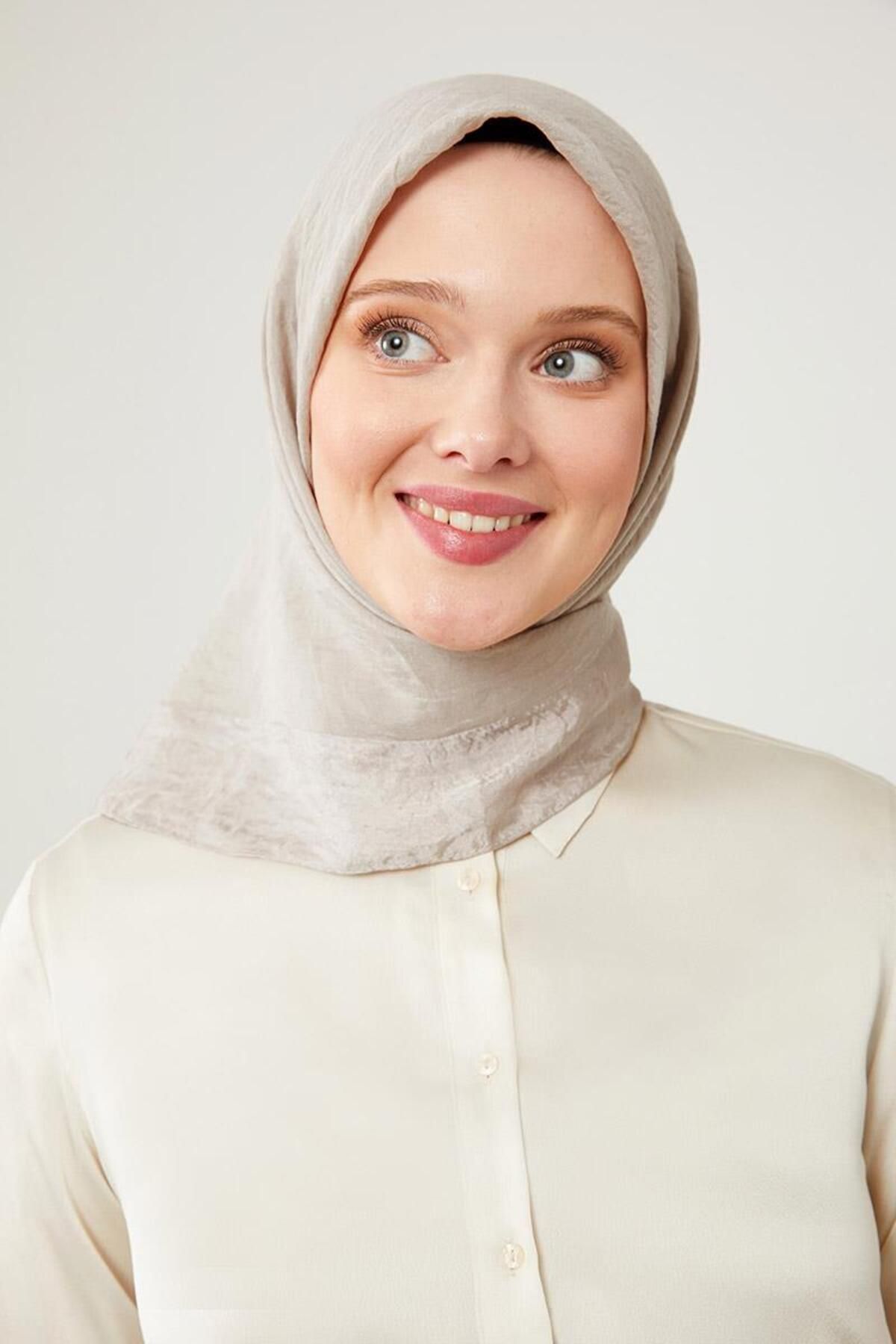 روسری نود مینک تیره هاوانا اورجینال Levidor