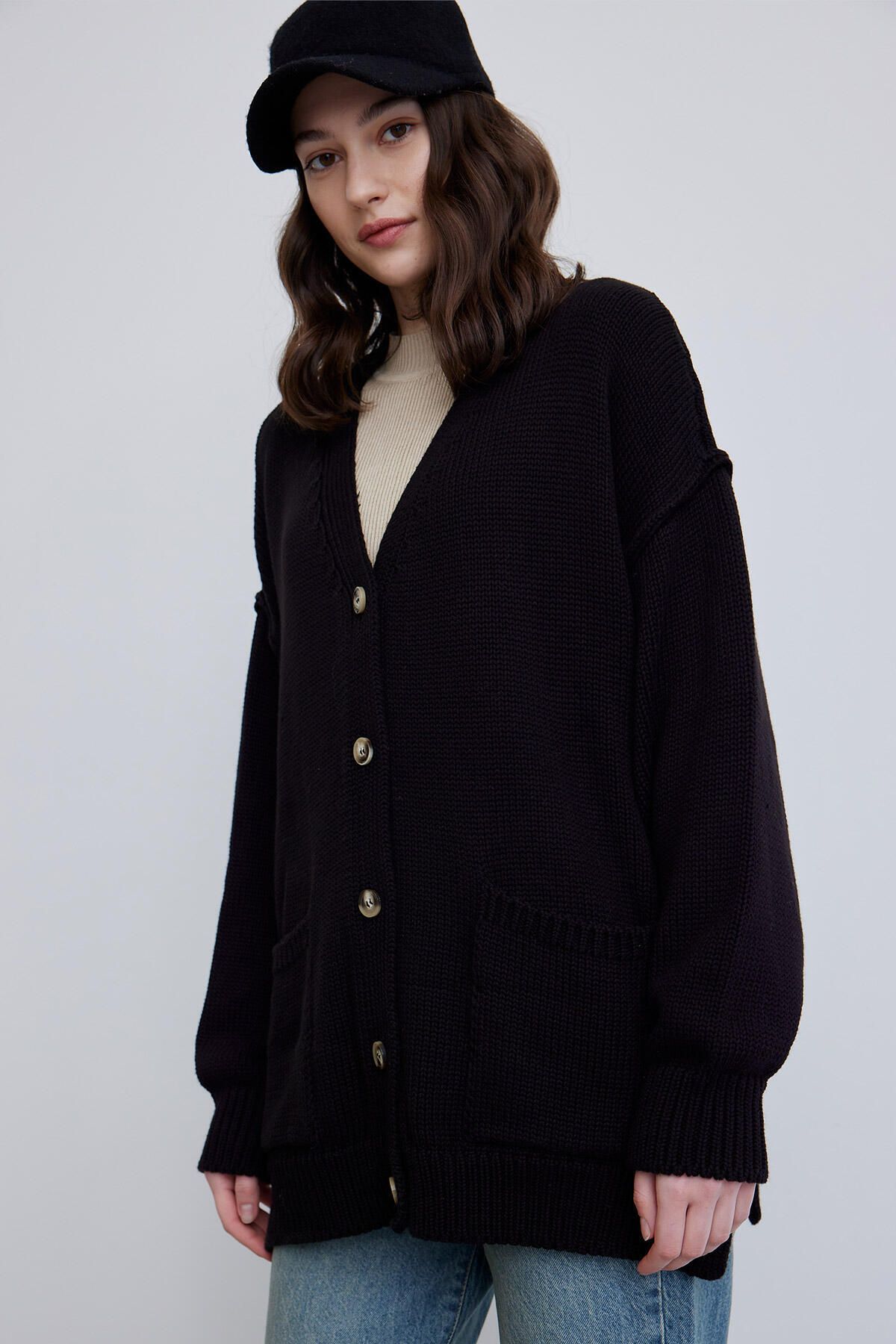 Manuka-WEICHER STRUKTURIERTER OVERSIZE-CARDIGAN SCHWARZ 2