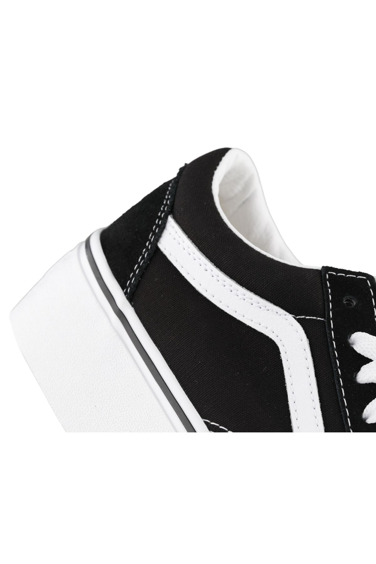 Vans-Ua Old Skool Stackform Pantofi casual pentru femei cu toc înalt, pantofi negru 8
