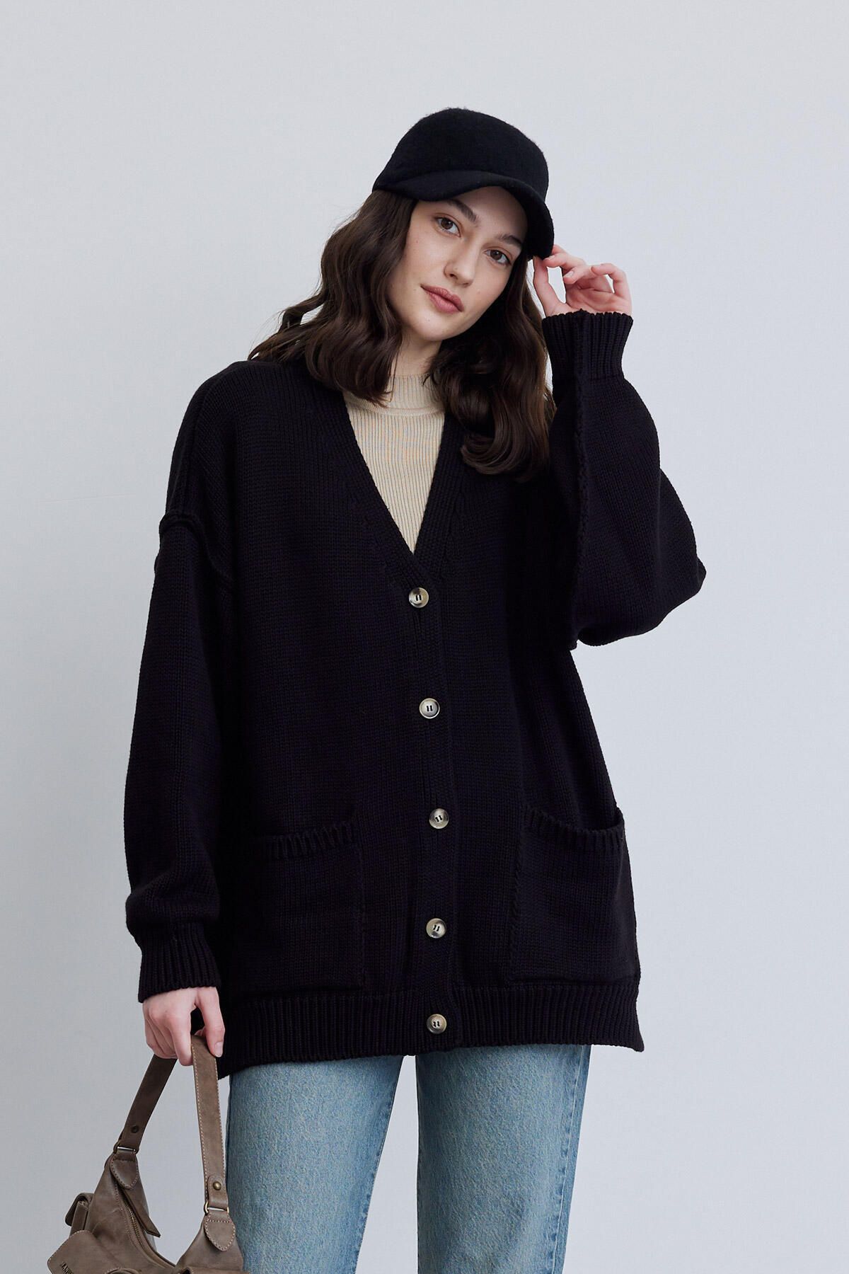 Manuka-WEICHER STRUKTURIERTER OVERSIZE-CARDIGAN SCHWARZ 3