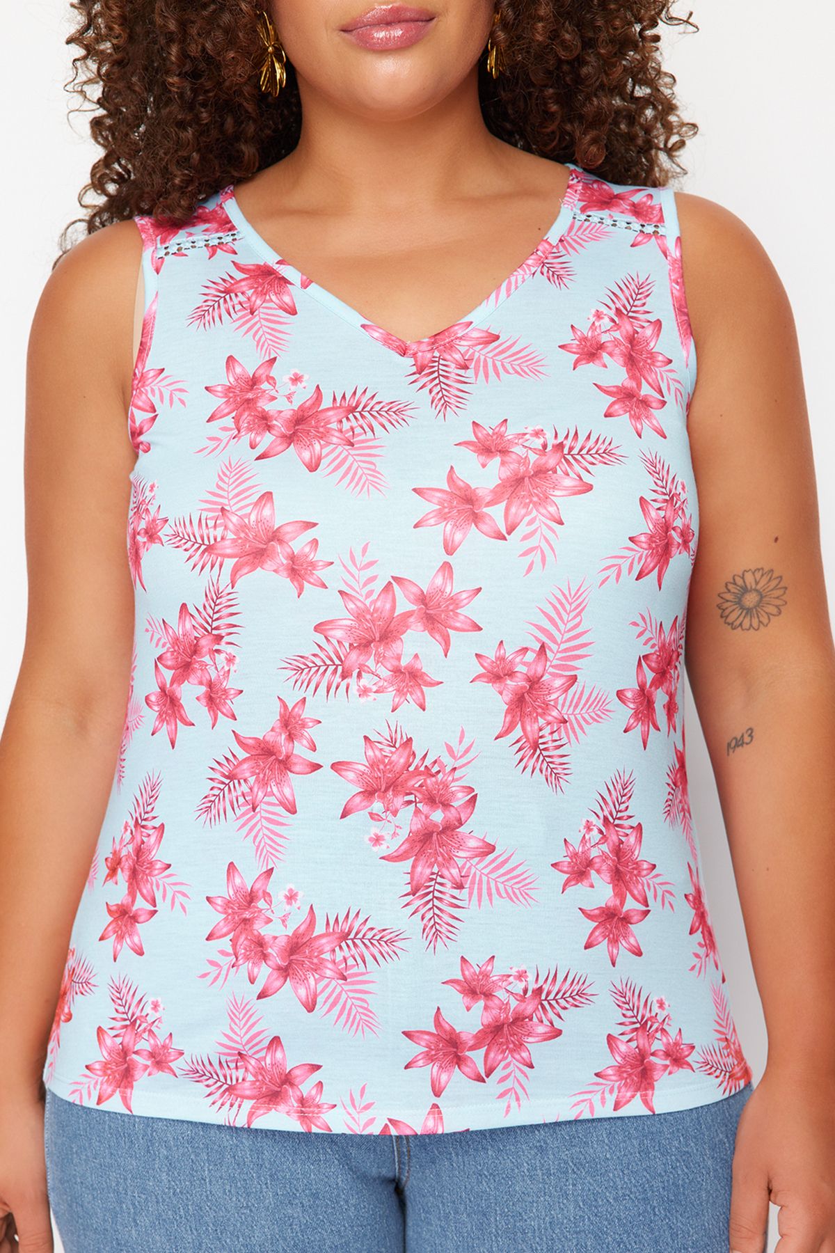 Trendyol Curve-Πολύχρωμη Μπλούζα Πλεκτή Μονό Ζέρσεϊ Plus Size 4