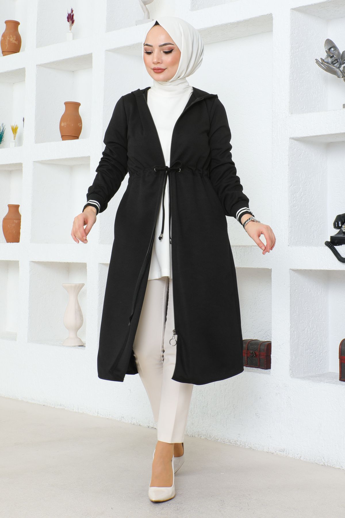 https://cdn.dsmcdn.com/ty1237/product/media/images/prod/SPM/PIM/20240402/15/18eda5af-072f-38c5-bb82-5a0f319c1e74/1_org_zoom.jpg