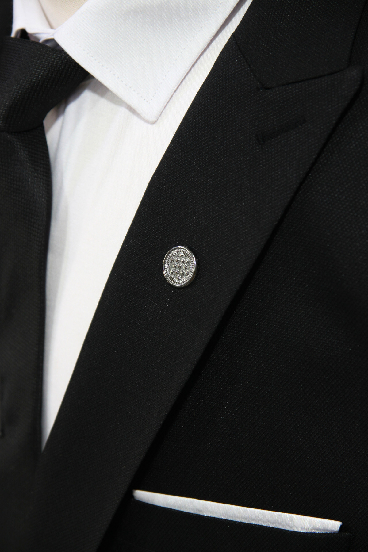 Elegante Cravatte Yıldız Figürlü Koyu Gri Renk Ceket Yaka İğnesi Rozet Broş