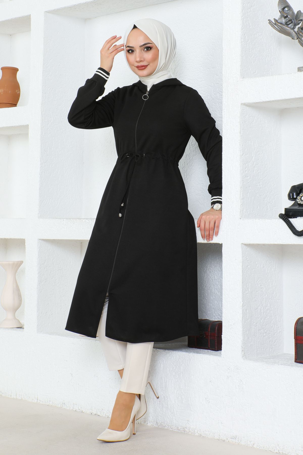 https://cdn.dsmcdn.com/ty1237/product/media/images/prod/SPM/PIM/20240402/15/c8e62c31-cf9a-386a-ae05-3a3a5a1c5c04/1_org_zoom.jpg