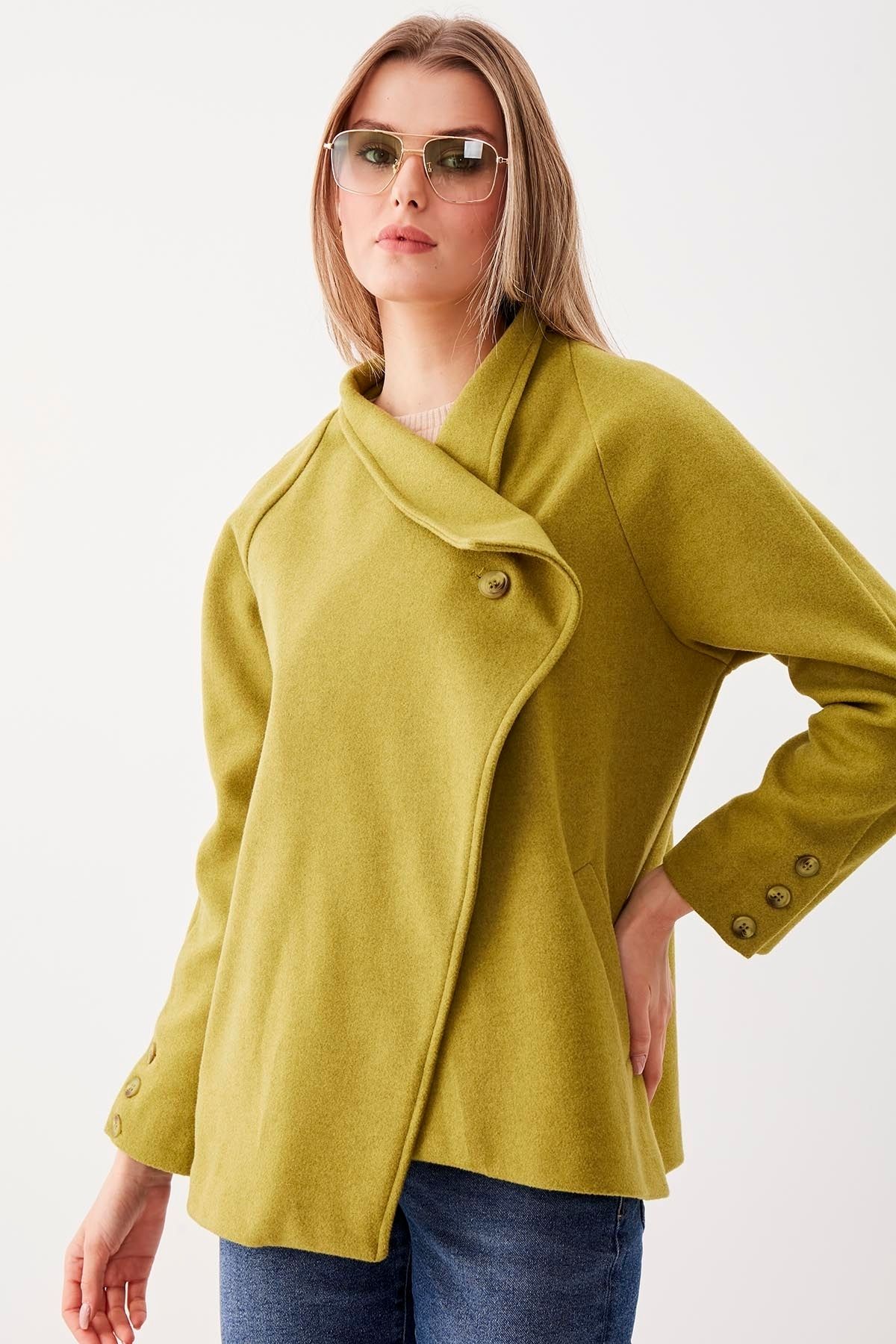Vitrin-Jacke mit asymmetrischem Schnitt und Taschennähten 3