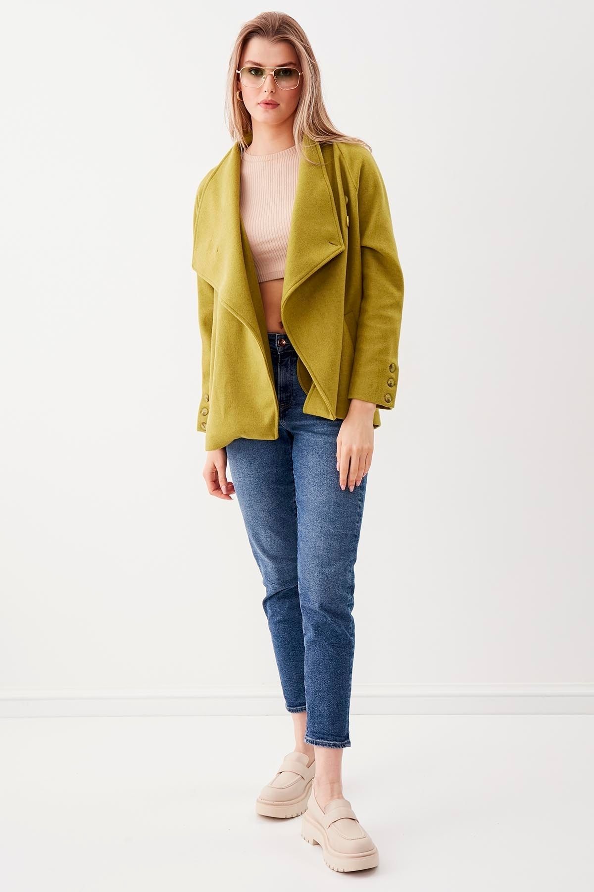 complete the look image