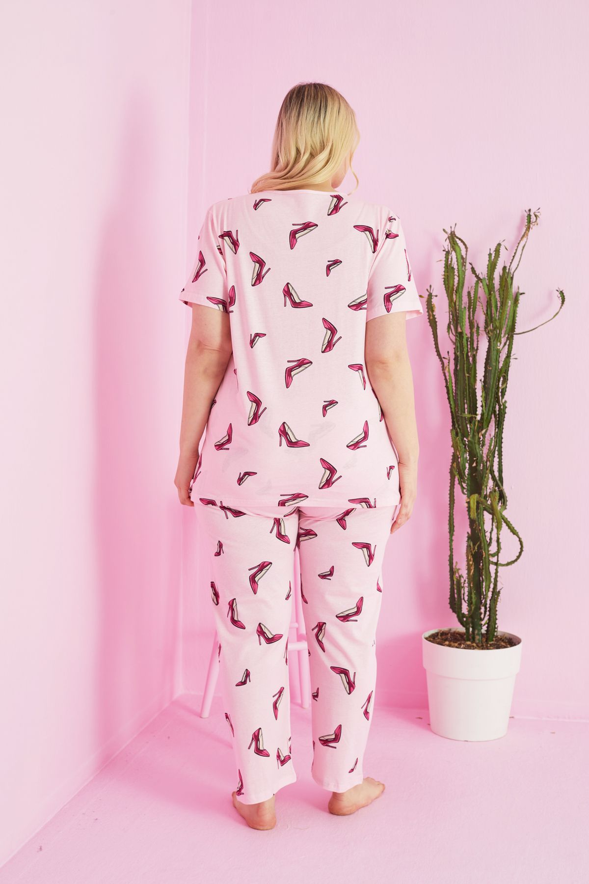 Siyah İnci-Plus Size Curve Knitted Pajama Set - Pink Patterned Shoes 3