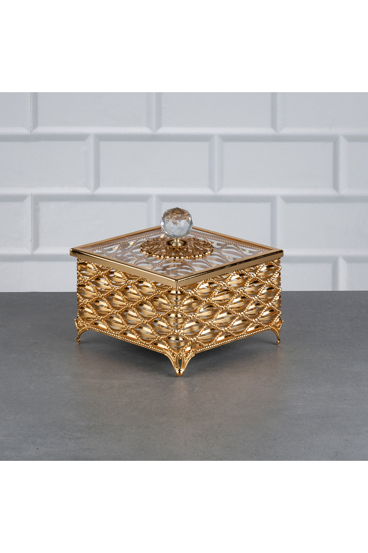 Nile Square Lid Mirrored High Sugar Bowl ( 14 CM ) Golden Holiday Candy Holder