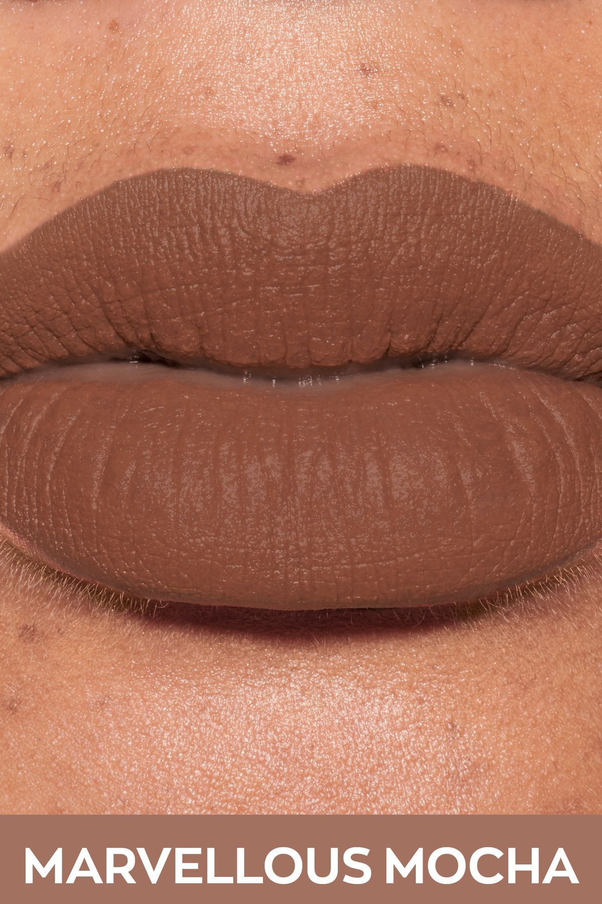 رژ لب فوق العاده مات MOCHA شگفت انگیز Avon