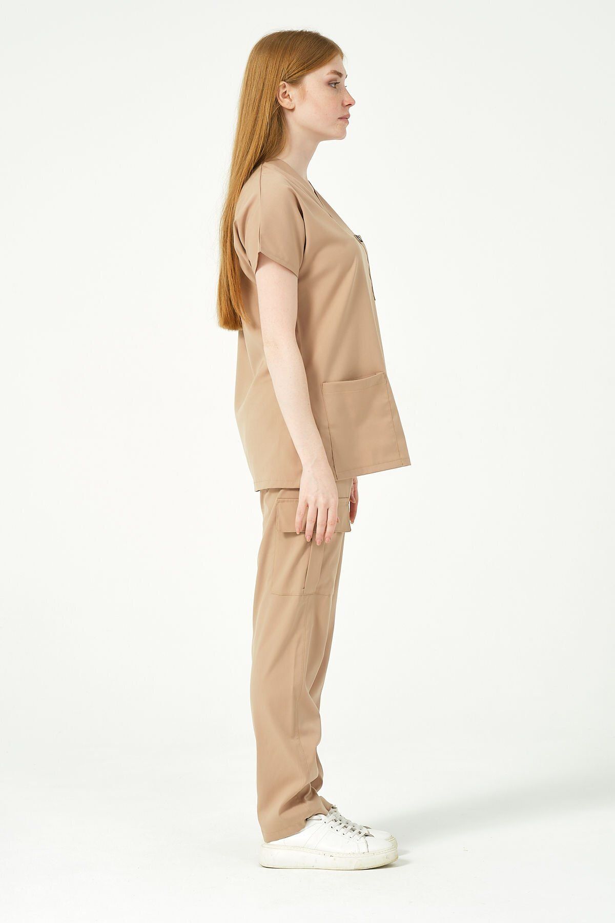 Pratik Medikal-Unisex Beige Scrubs - Lycra Cargo Pocket, Bat Sleeve, Doctor and Nurse Jersey 3