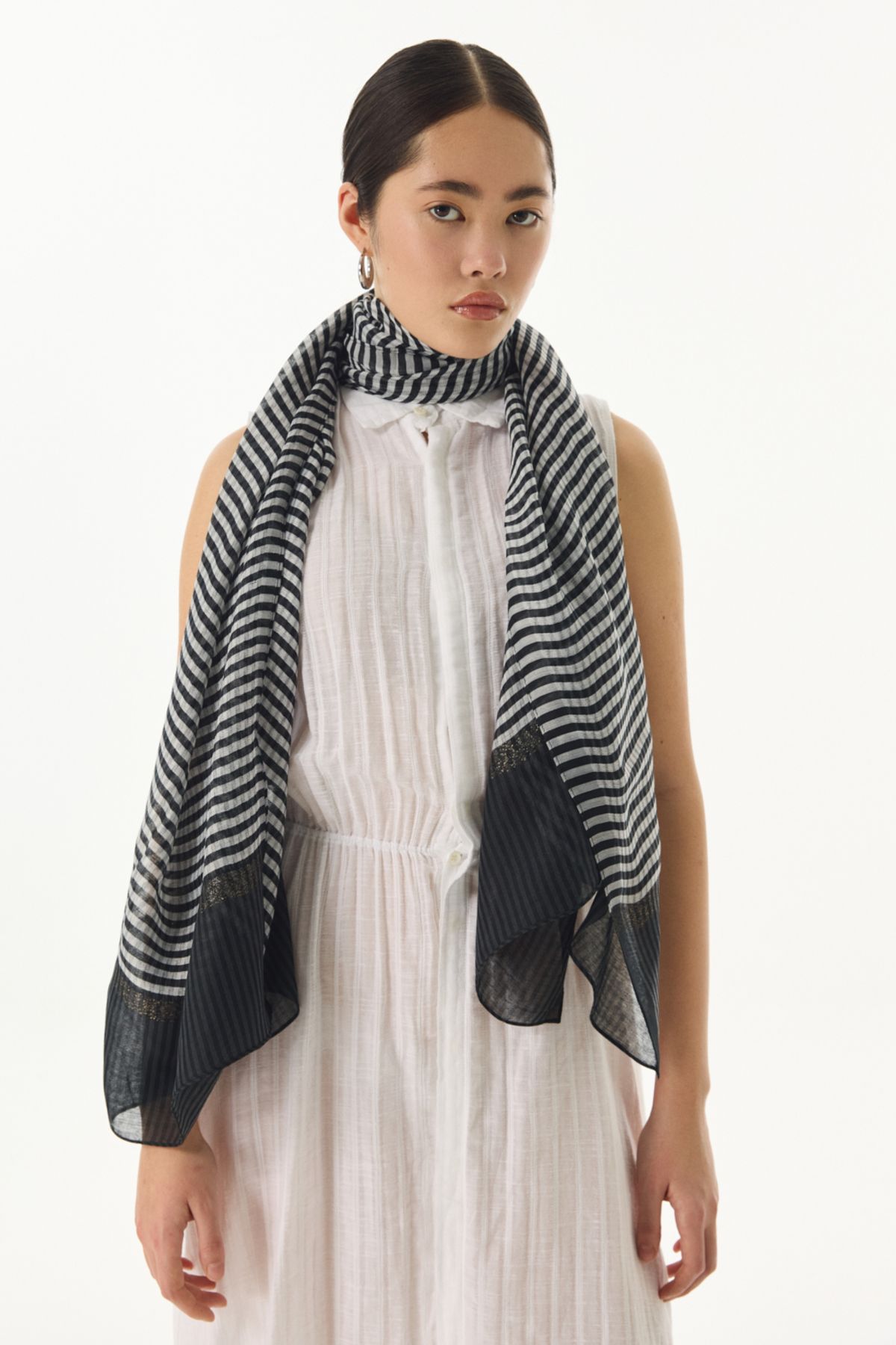 FENZA SCARF شال ابریشمی پشمی مشکی طرح دار استلا گینگام