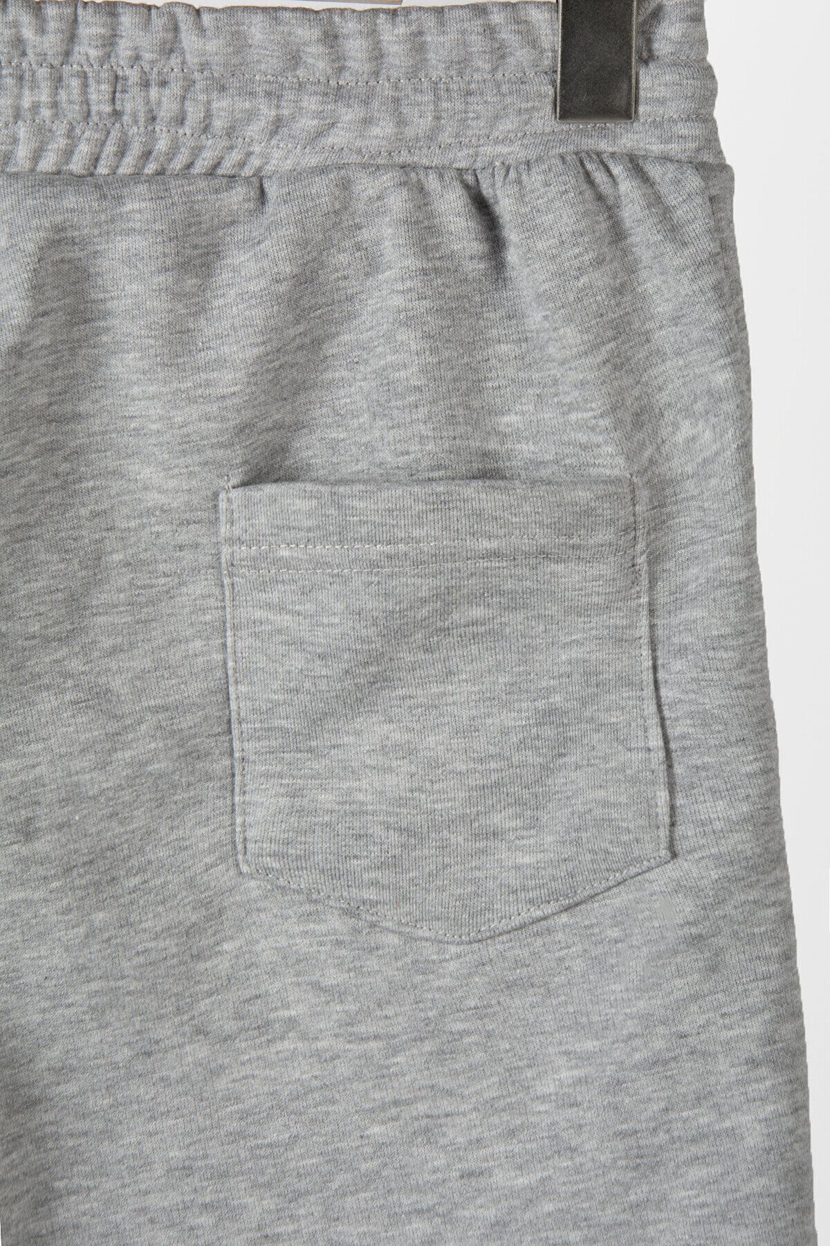 ADEGO-Men's Gray Basic Regular Fit Shorts & Bermuda - Gray 5