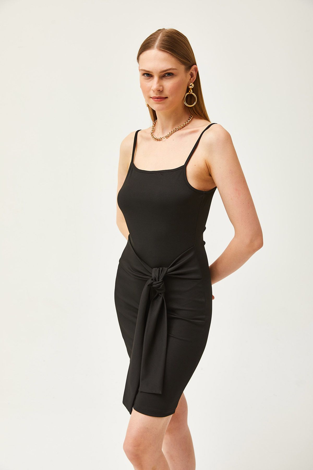 Kadın Siyah Askılı Beli Kuşak Detaylı Örme Elbise ELB-19002118