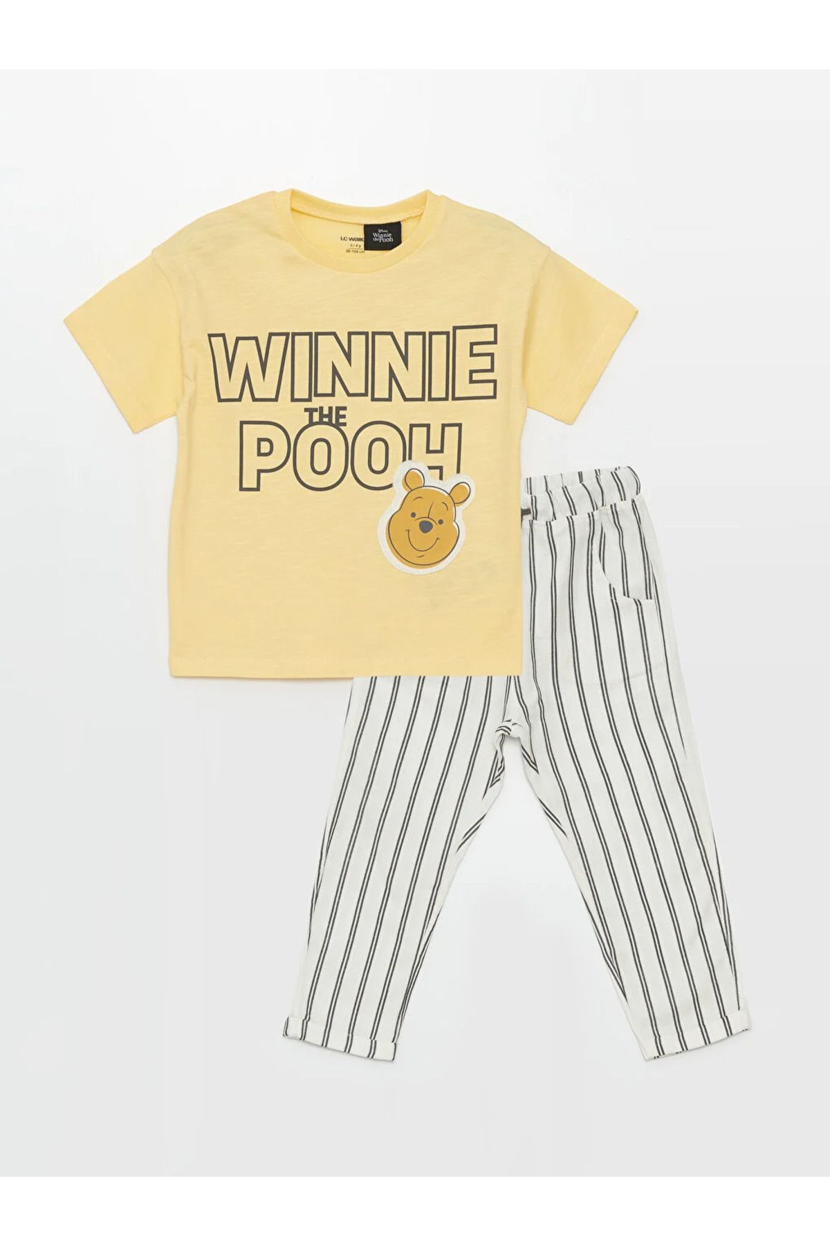 LC Waikiki Lcw Baby T-shirt I Spodnie Dla Chłopca Z Krótkim Rękawem I Okrągłym Dekoltem Z Nadrukiem Kubusia Puchatka, 2 Częściowy Zestaw Mężczyzna - 9