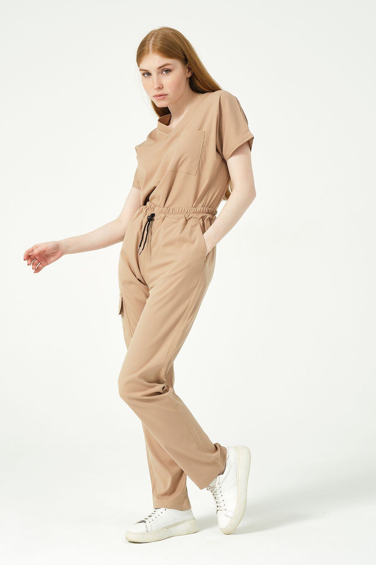 Pratik Medikal-Unisex Beige Scrubs - Lycra Cargo Pocket, Bat Sleeve, Doctor and Nurse Jersey 5