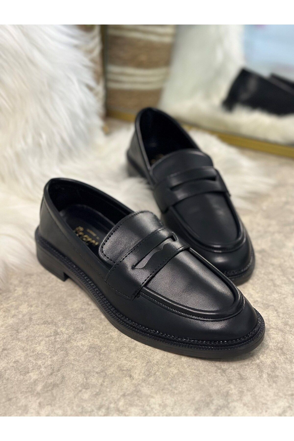 Nstil-Mocasini negri - Mocasini cu varf oval cu lant cu model clasic 130 2