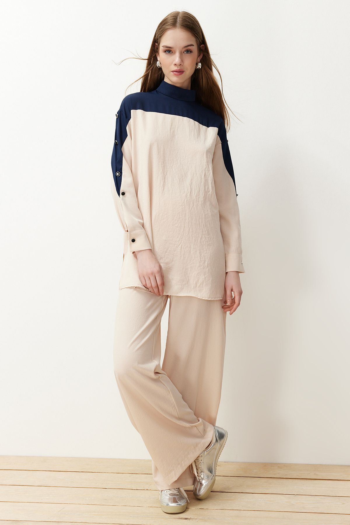 Trendyol Modest-Navy Blue Button Detailed Color Blocked Woven Aerobin Lower Set TCTSS24US00046 2