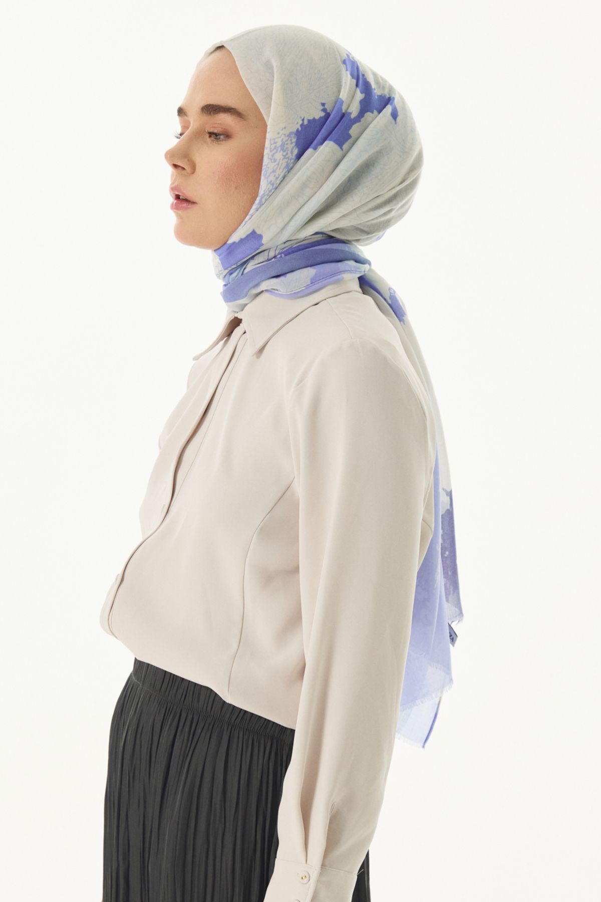 FENZA SCARF-Laura Bulut Motivată - șal albastru din bumbac 5