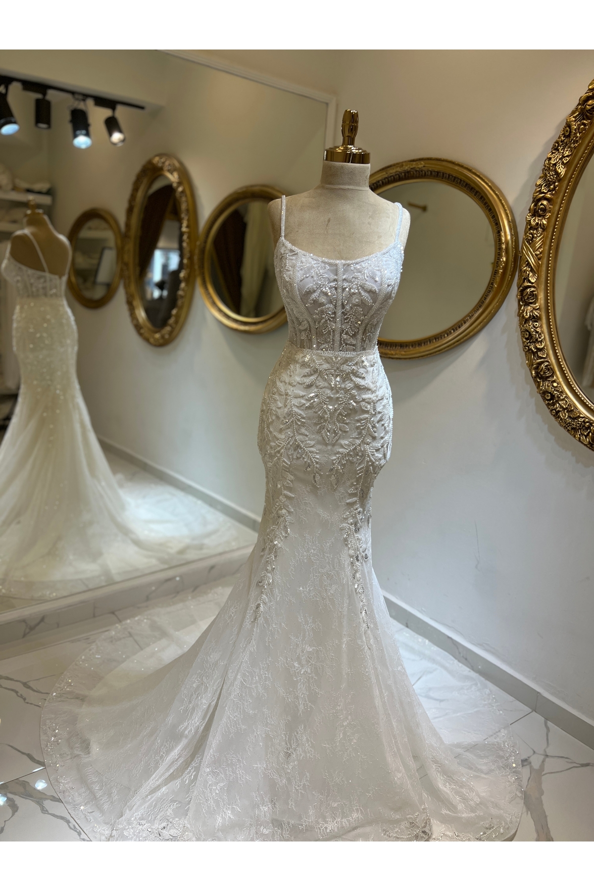 Fish Model Wedding Dress