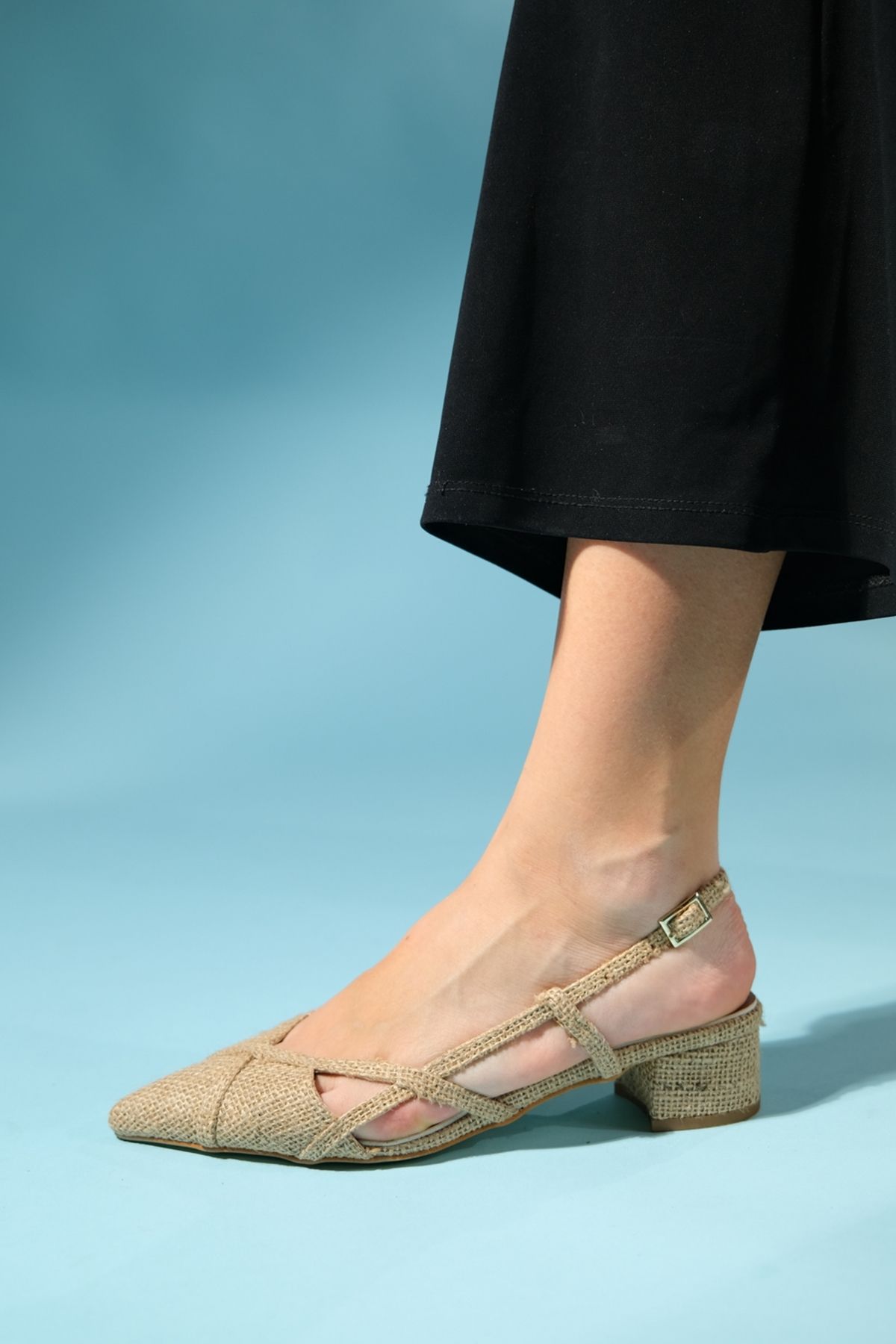 صندل نود زنانه استیو بژ Wicker Sandals کوتاه هافبک luvishoes