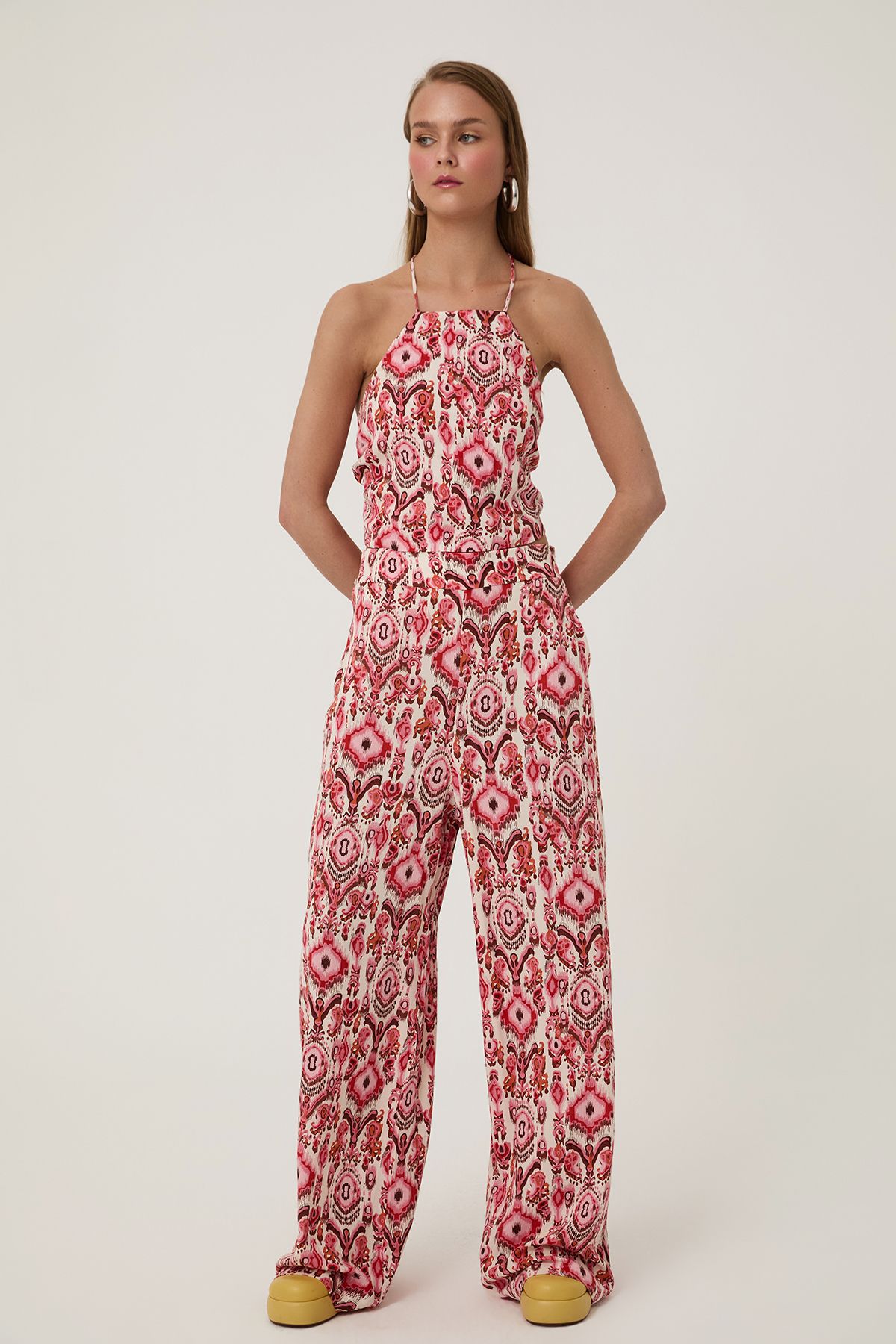Quzu-Patterned Trousers with Elastic Waist Red 3