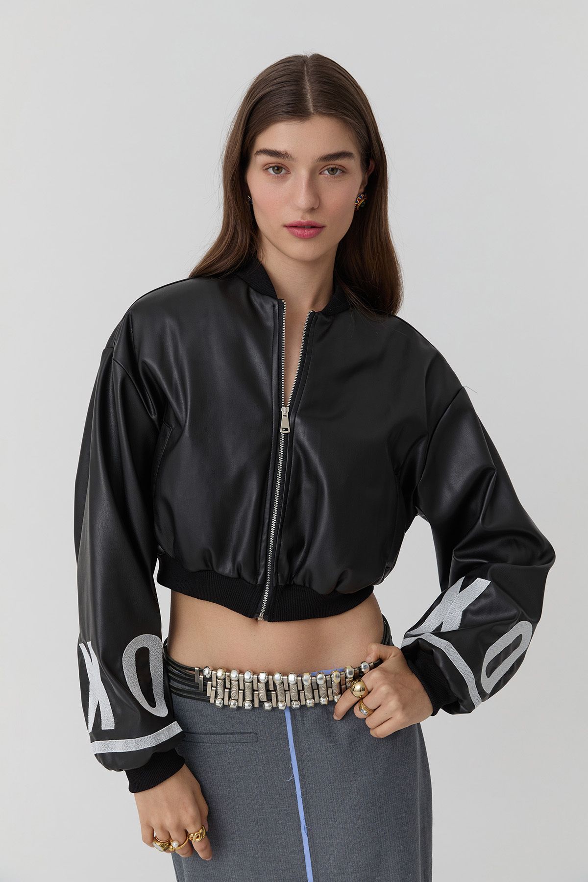 Quzu-Printed Sleeve Leather Bomber Jacket Black 2