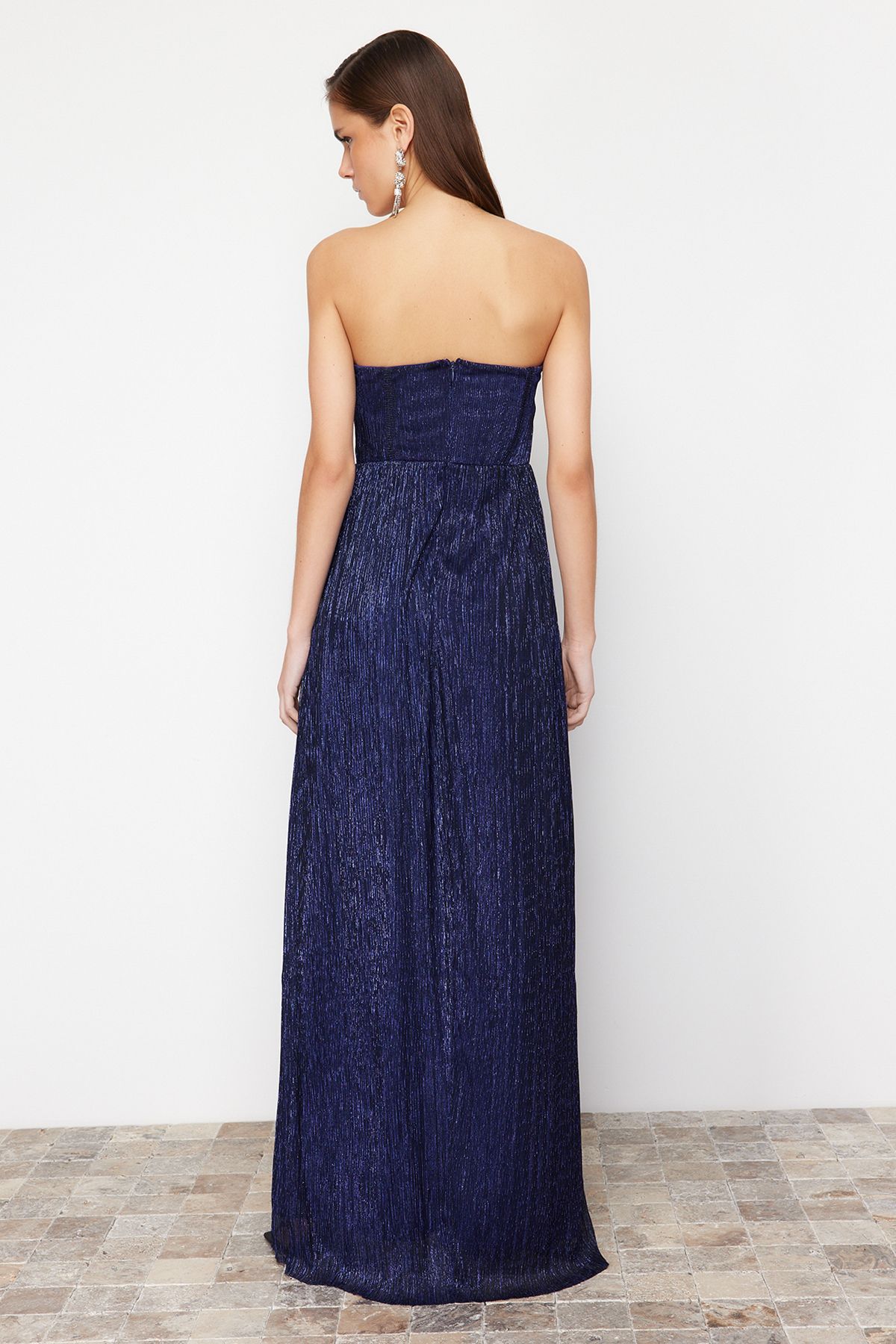 Trendyol Collection-Saks Farbenfrohes A-Cut-Abendkleid aus Strick - Abschlusskleid TPRSS24AE00044 7