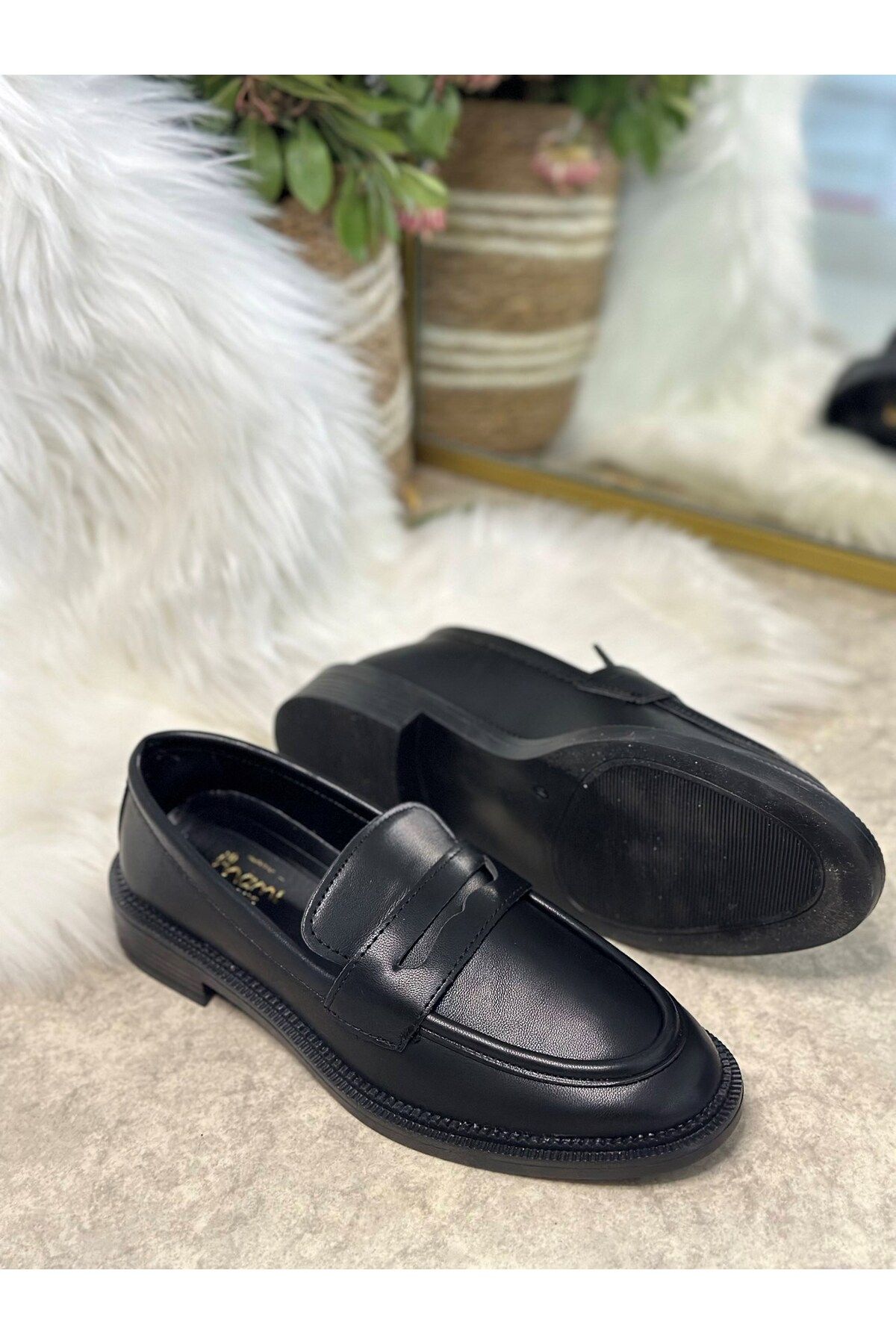 Nstil-Mocasini negri - Mocasini cu varf oval cu lant cu model clasic 130 6