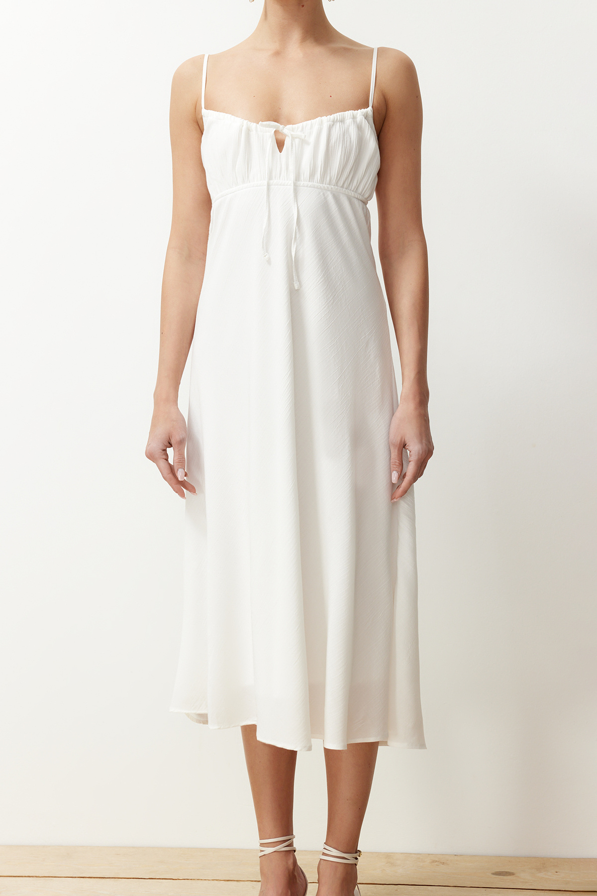 Trendyol Collection-Rochie țesută Midi cu guler adunat în linie A ecru TWOSS24EL00739 4