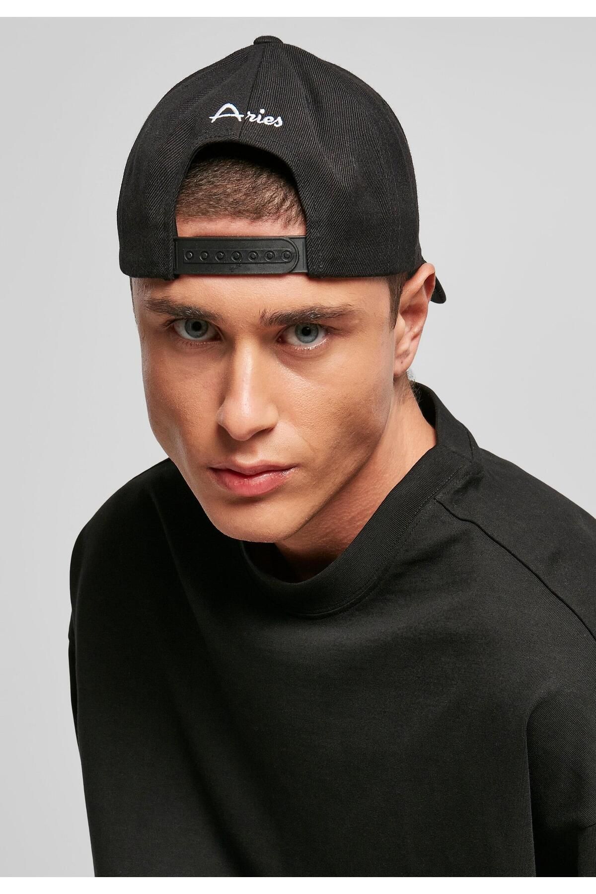 Mister Tee-Accessoires Zodiac YP Classics 5-Panel Premium Snapback-Cap mit gebogenem Schirm 7