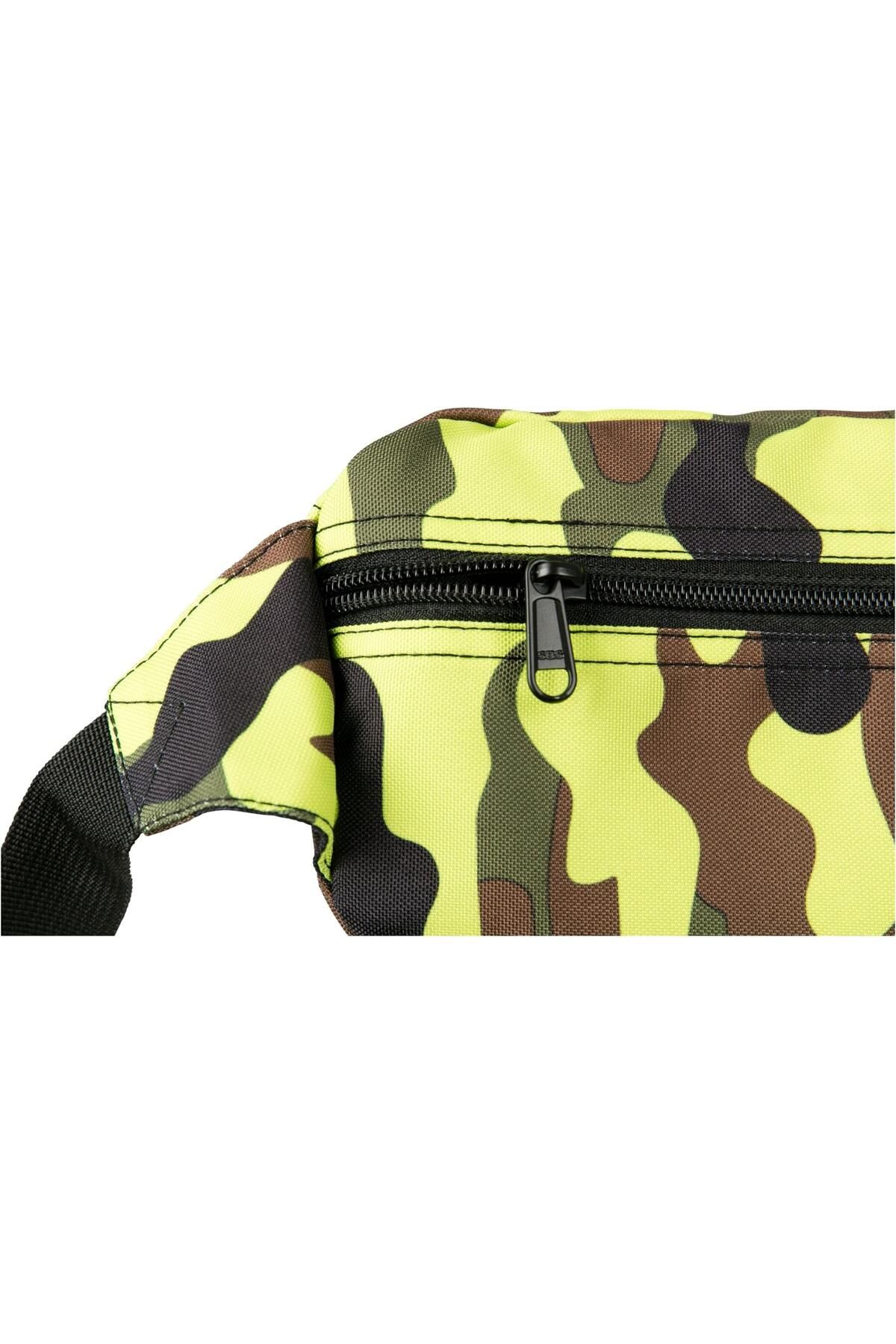 Urban Classics-Unisex Camo Hip Bag 6