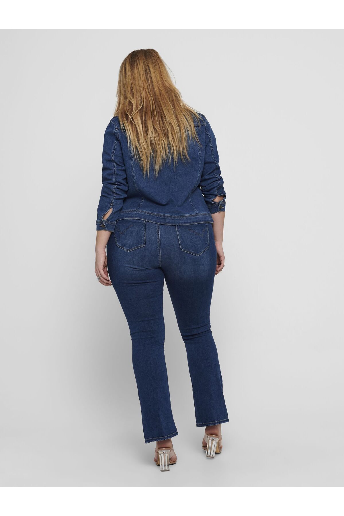 Only Carmakoma-Jeansjacke Carwespa Jeansjacke 4