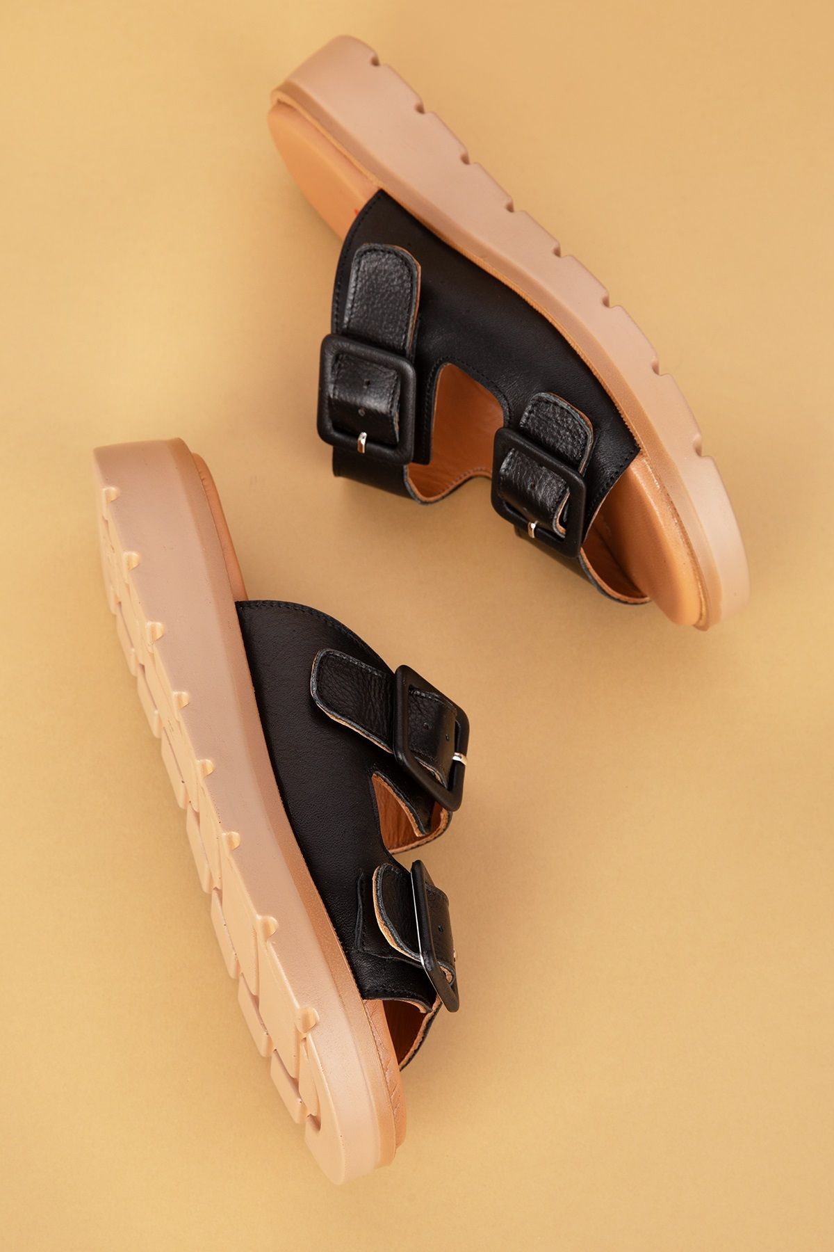 دمپایی سیاه زنانه چرمی اصلی چرم دوتایی Toplik Slipper Mlk.002 Gondol
