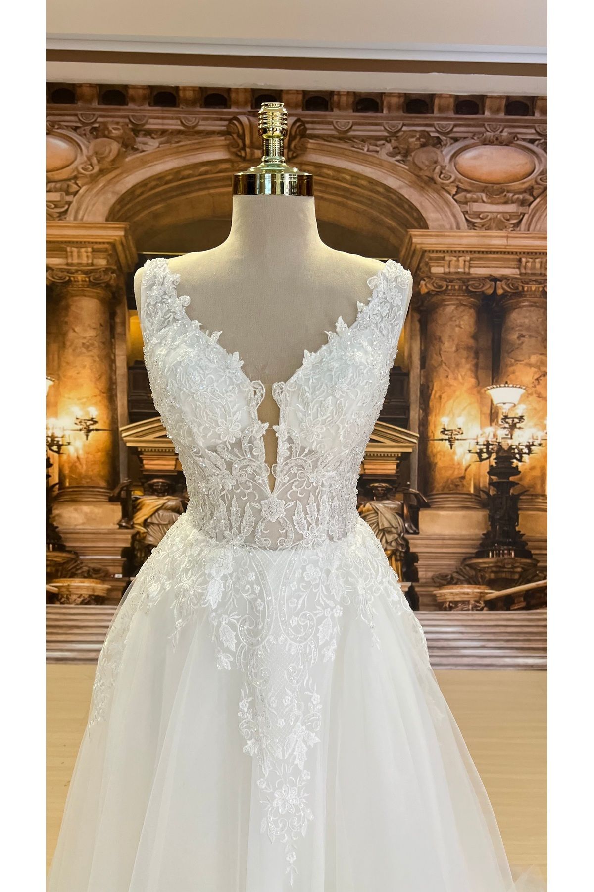 https://cdn.dsmcdn.com/ty1245/product/media/images/prod/SPM/PIM/20240407/03/80806474-f10b-35fd-9bae-836b0e7b7d94/1_org_zoom.jpg
