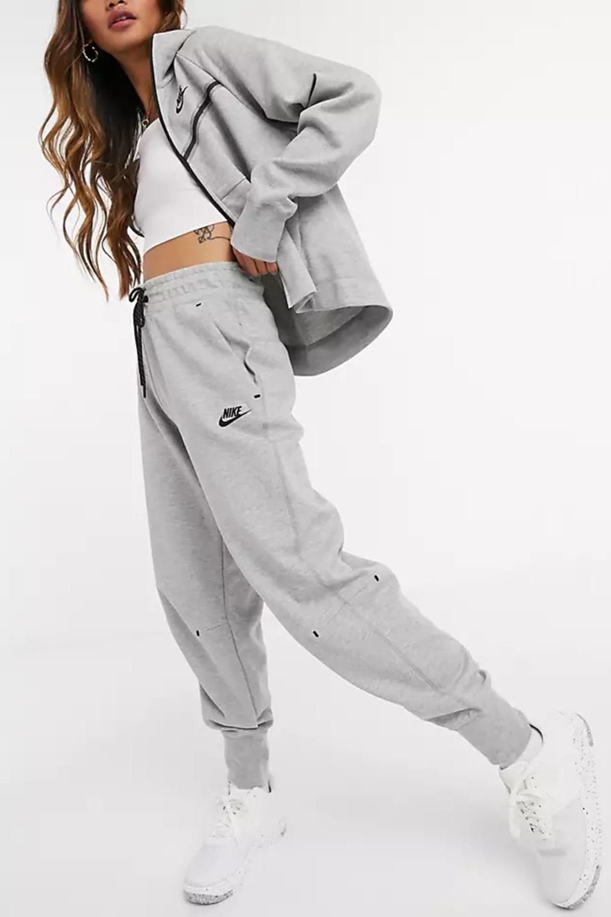 Nike Sportswear Tech Fleece Essential Gri Kad n E ofman Alt Fiyat Yorumlar Trendyol