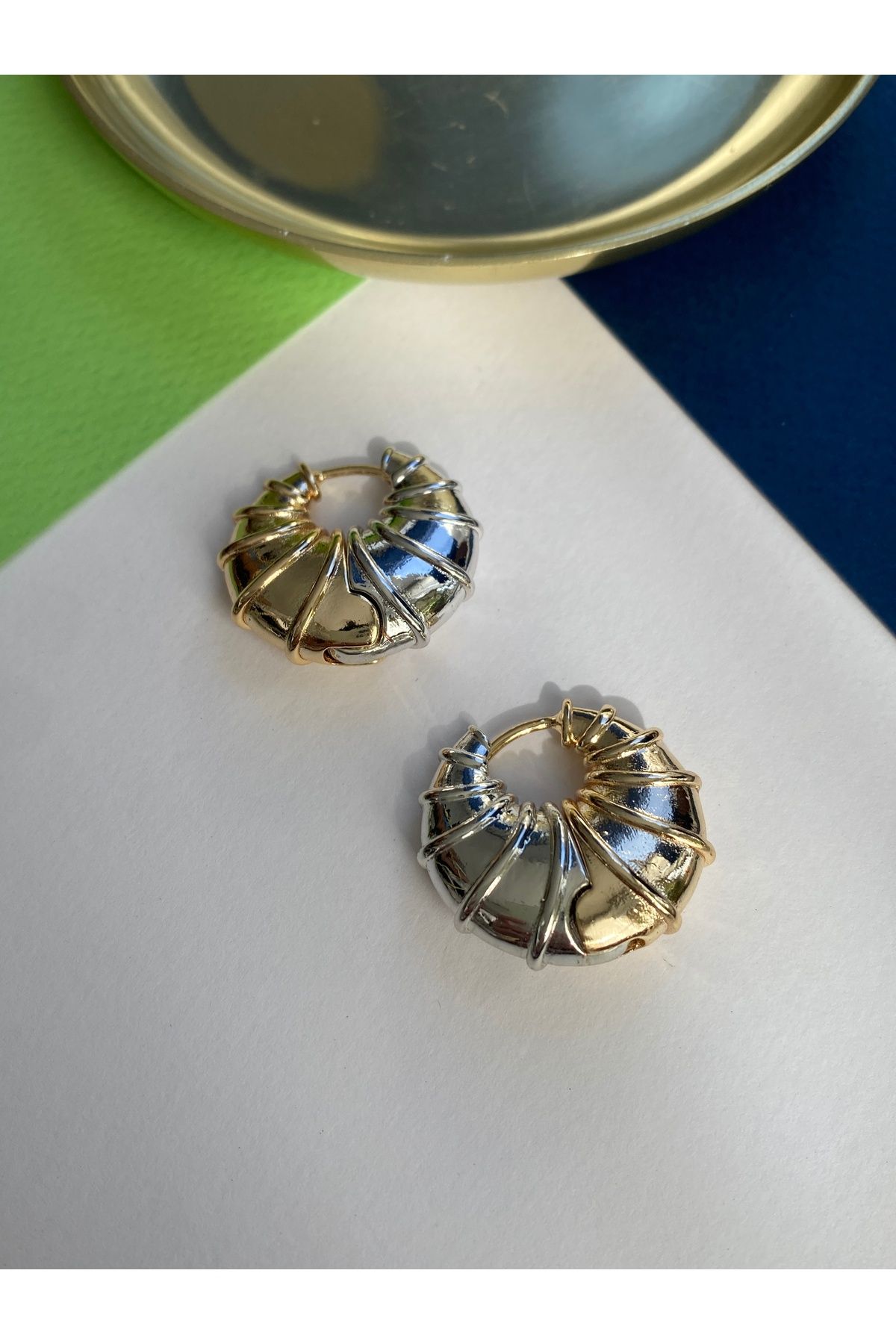 Pinery Jewels-Vip Series - Seashell Brass Plated Earrings Pair 5