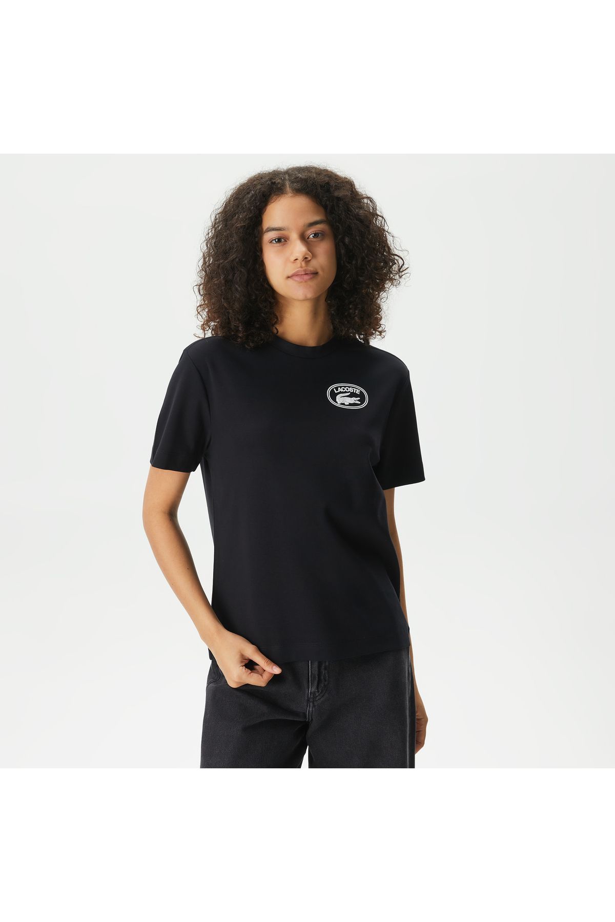 Lacoste یقه دوچرخه زن تی شرت سیاه چاپ شده