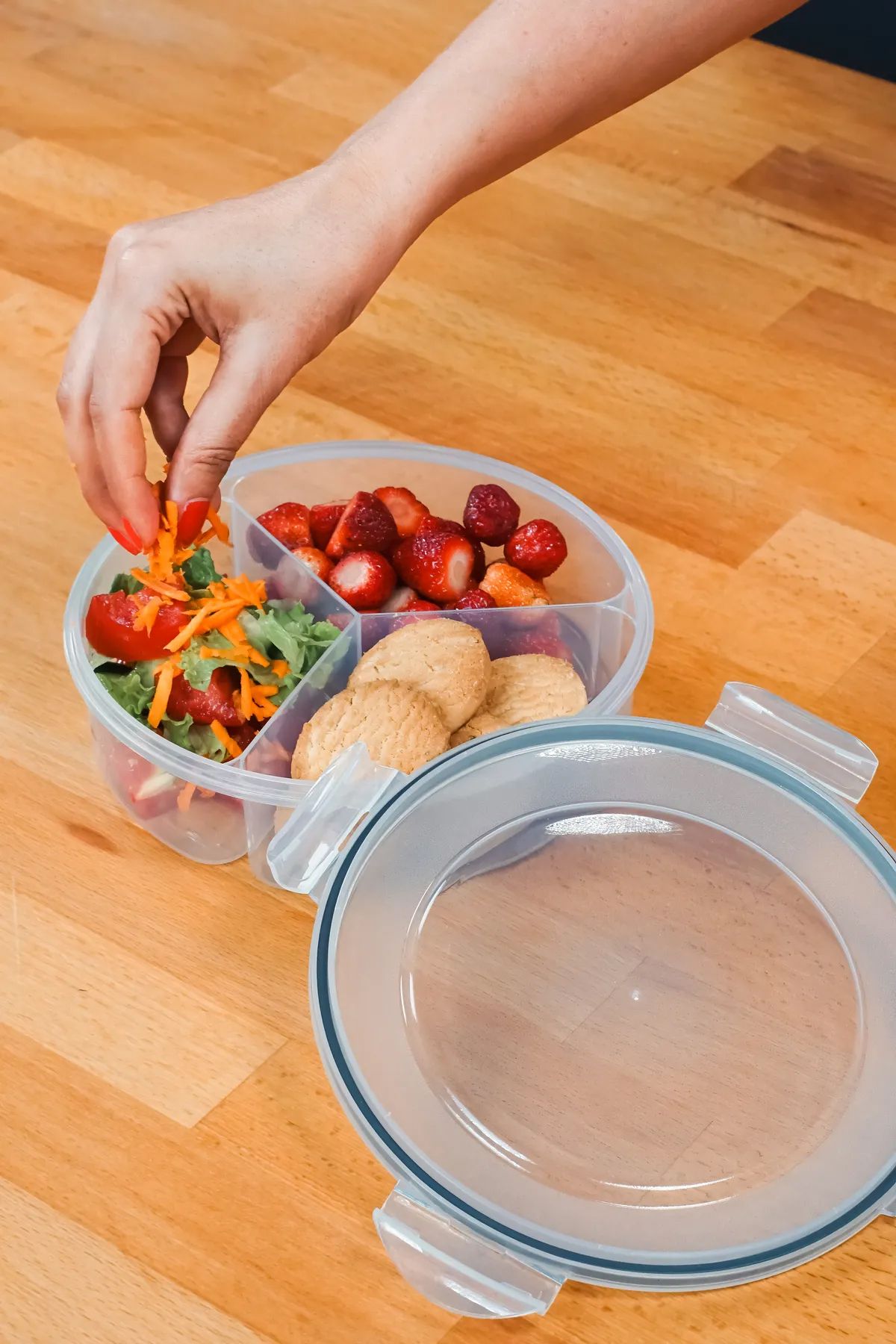Emofom-Fresh Box 3 Compartment Round Storage Container 1350 ml Airtight Liquid Leak Proof Feeding Container 5