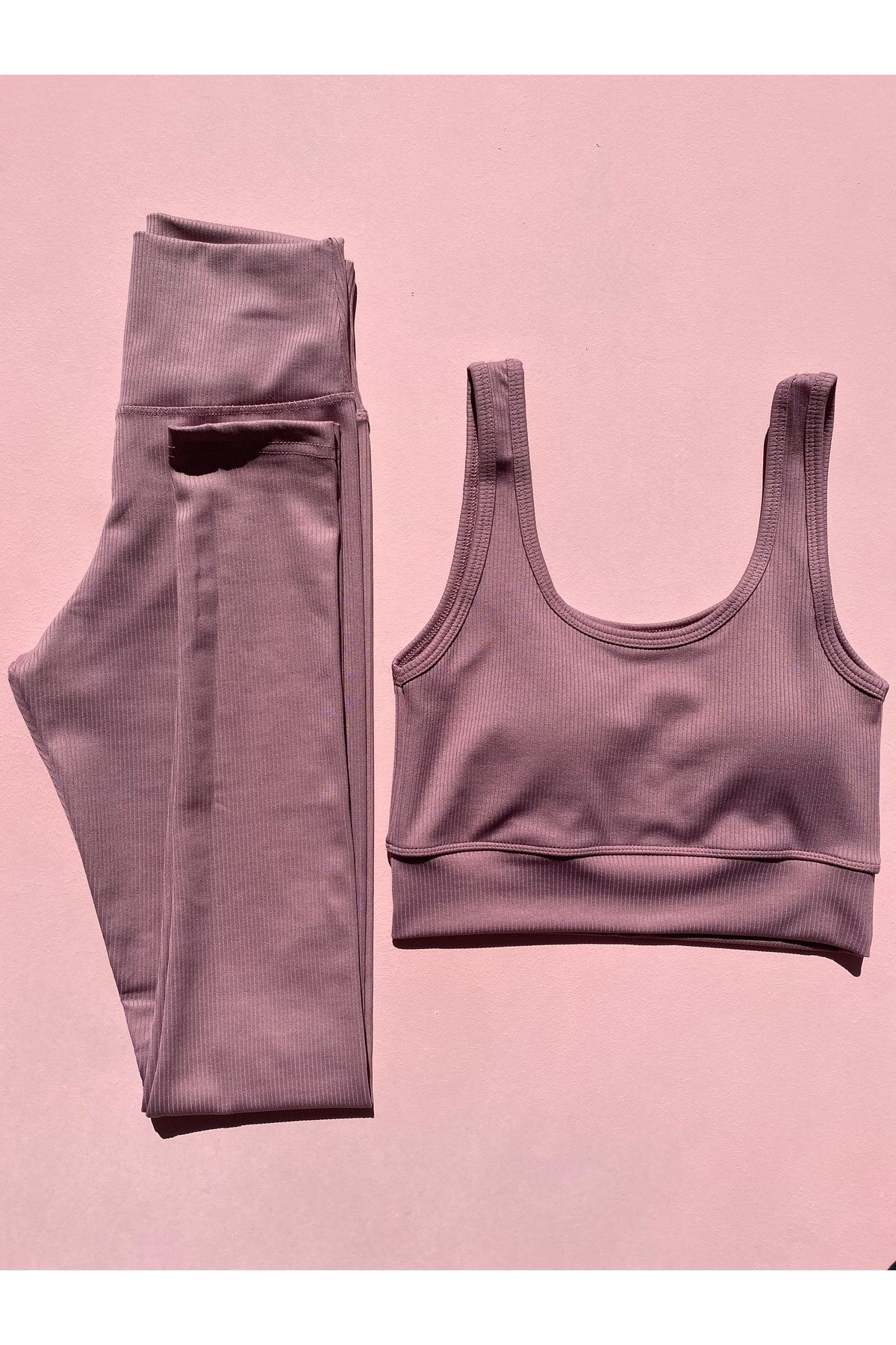 Kadın Açık Mürdüm Yüksek Bel Toparlayıcı Fitilli Spor Tayt ve Pedli Crop Takım