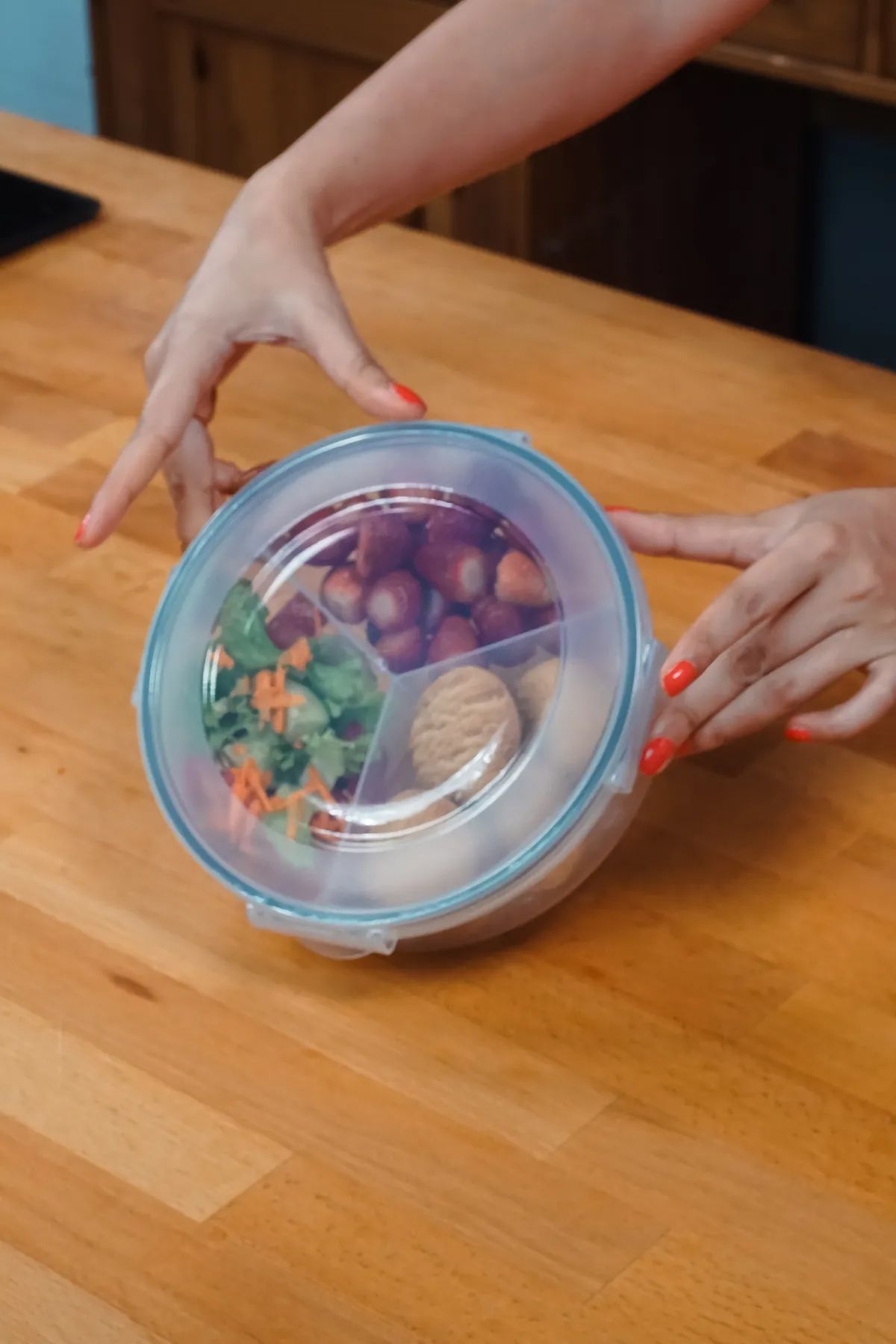 Emofom-Fresh Box 3 Compartment Round Storage Container 1350 ml Airtight Liquid Leak Proof Feeding Container 6