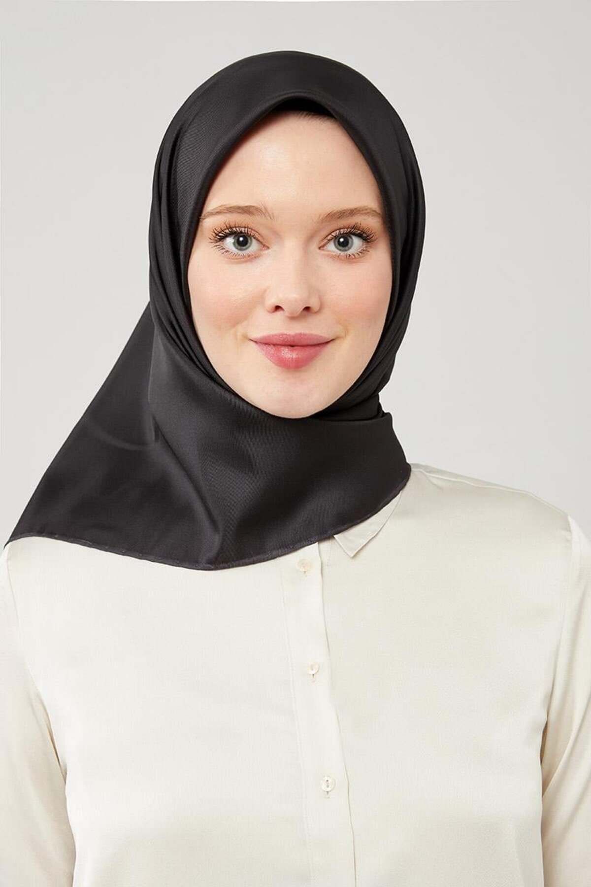 روسری مشکی Twill Trend Color اورجینال Levidor