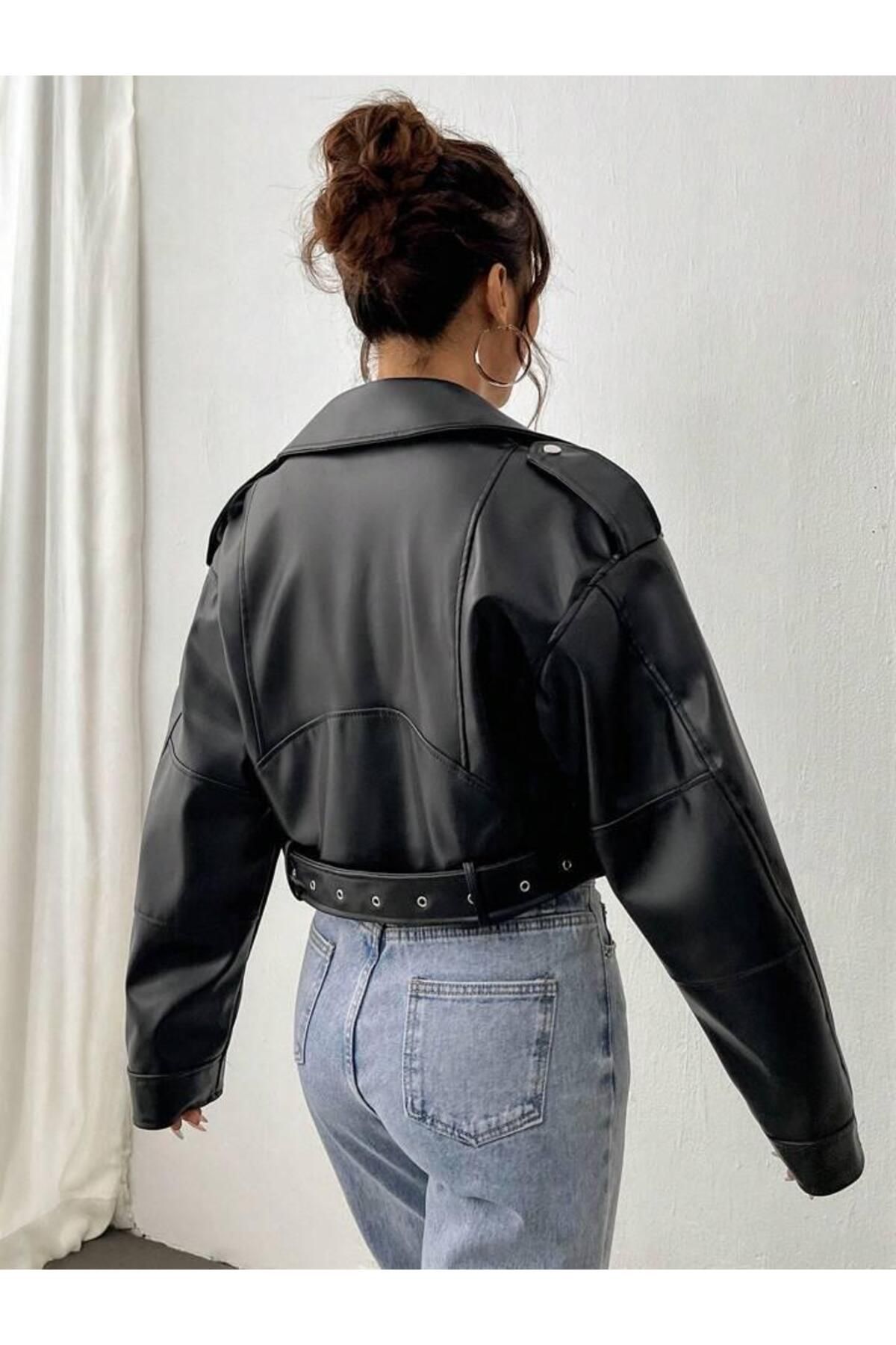 Kemerli Oversize Crop Deri Ceket