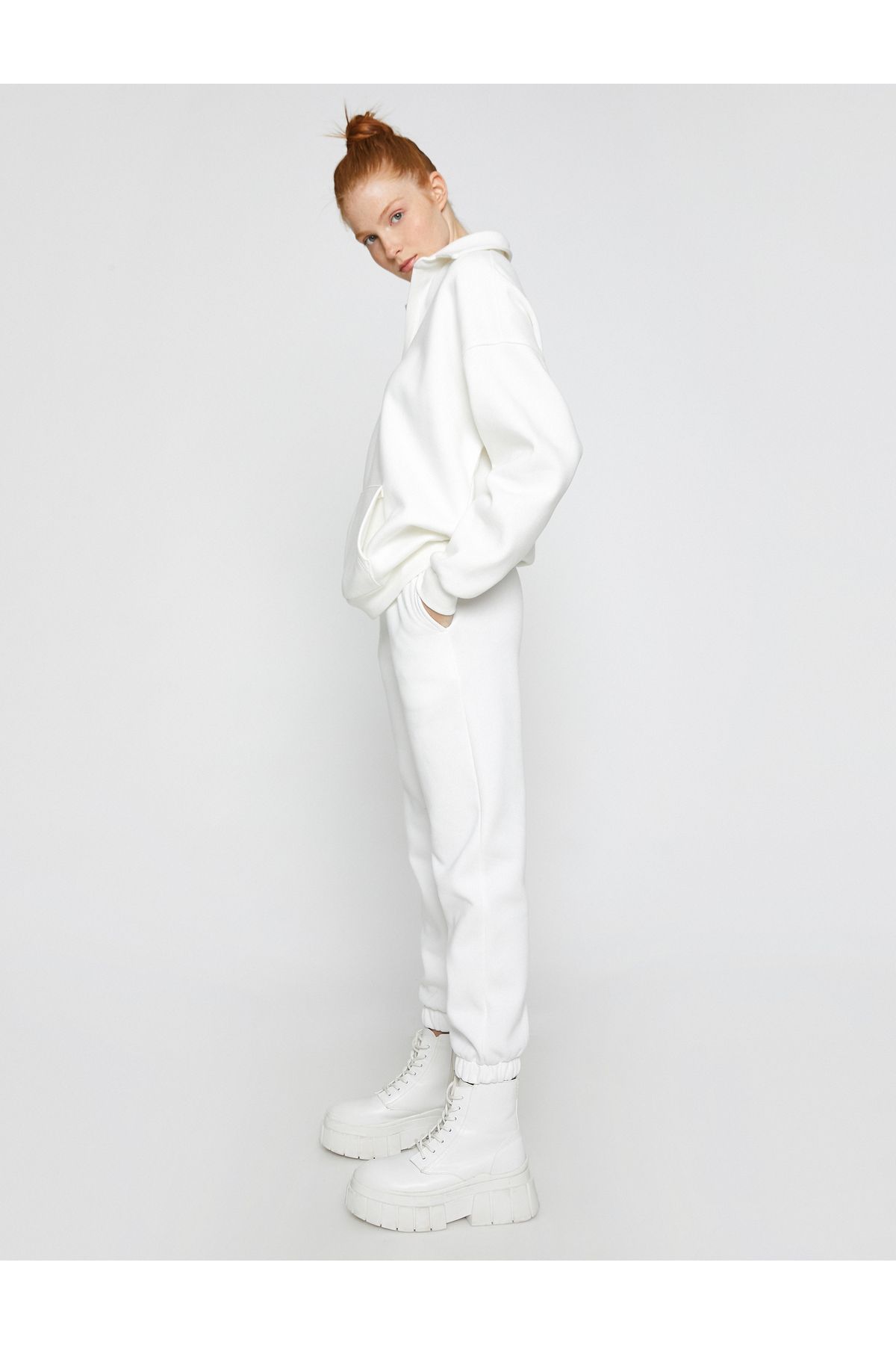 complete the look image