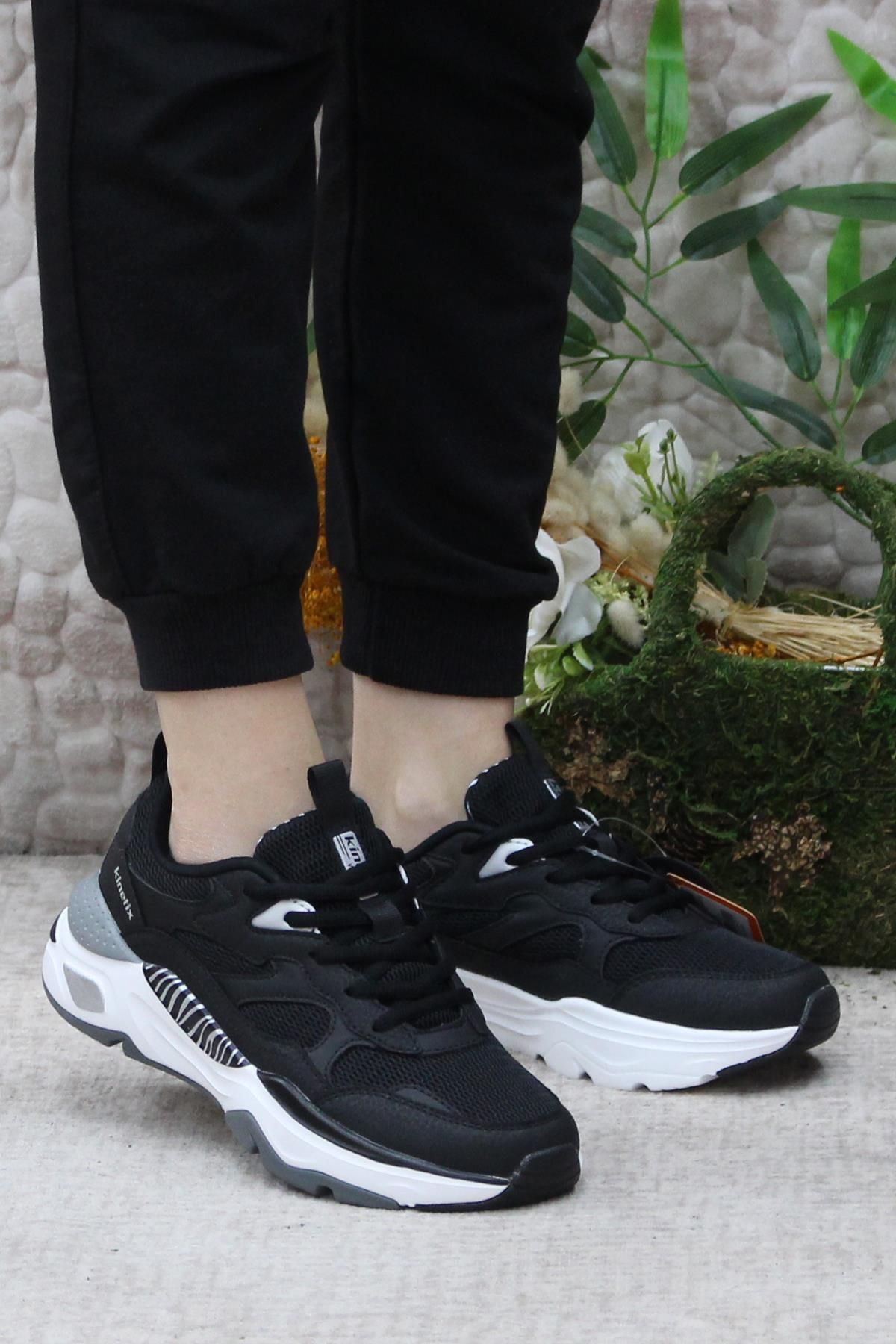 کفش اسپرت زنانه کتانی اصلی Foxy TX W Black White Kinetix