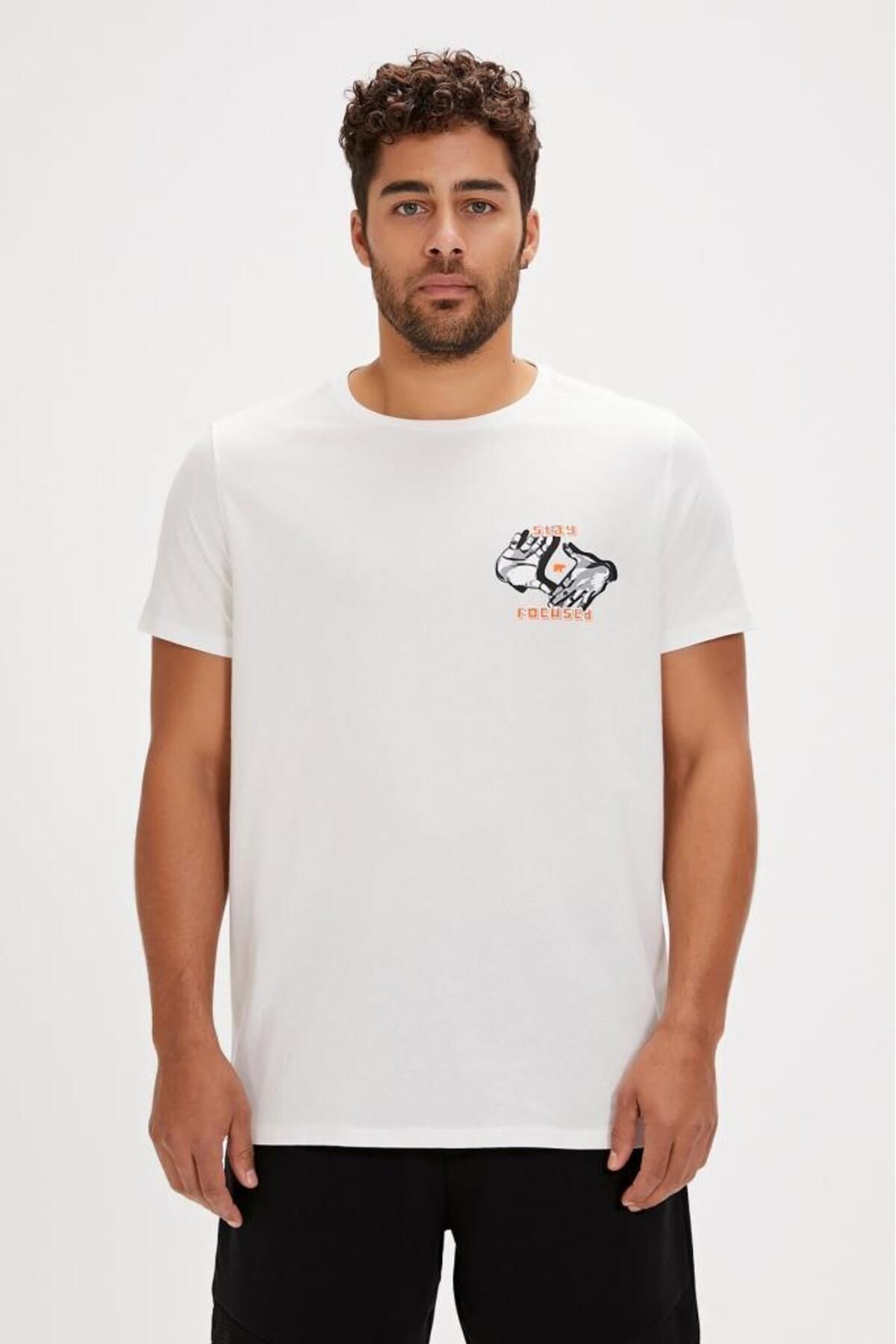 تی شرت FOCUS OFF-WHITE تی شرت مردانه سفید S-XXL Bad Bear