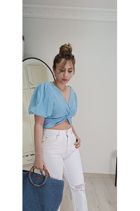 By Lotus Balon Kol Önü Düğüm Detaylı Crop Bluz